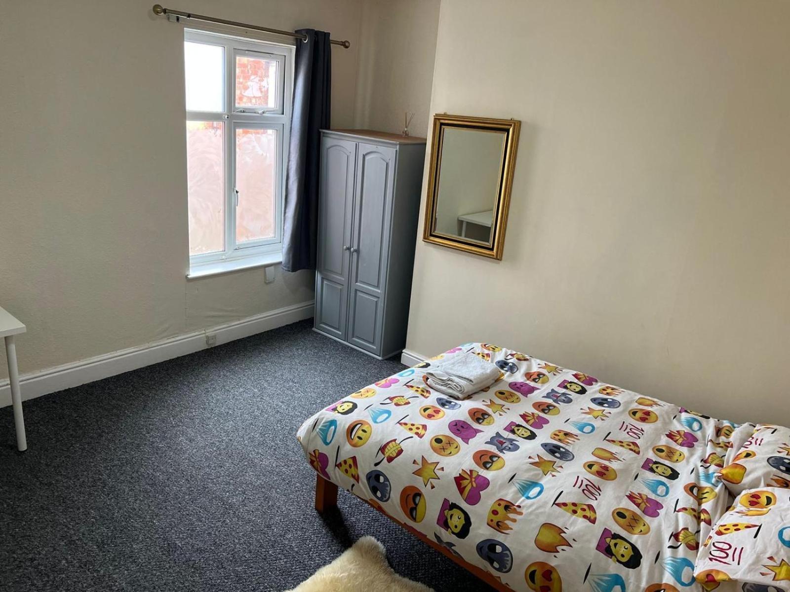 Pc House Leicester