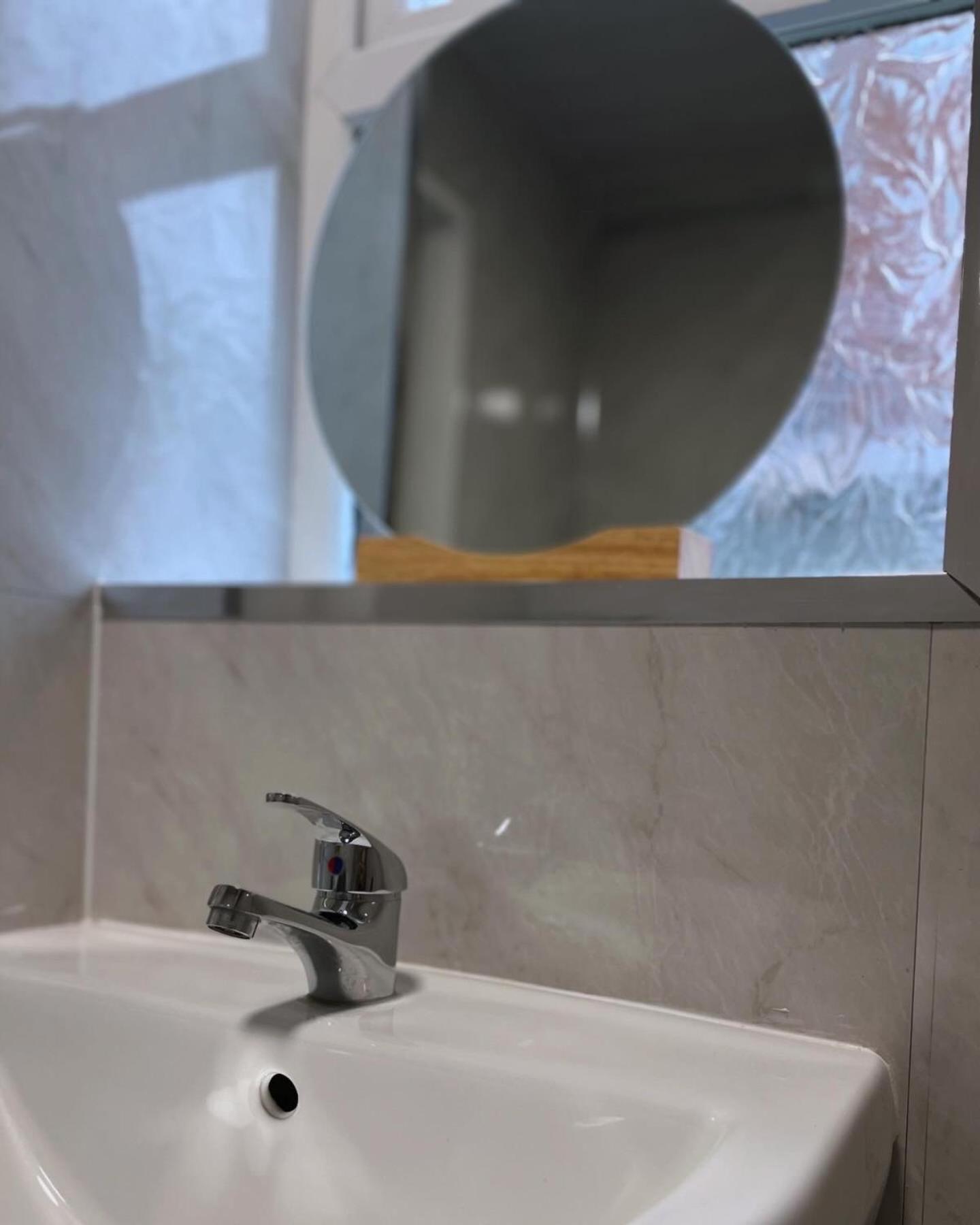 Modern Urban 4 Bedroom House With Free Parking Leicester