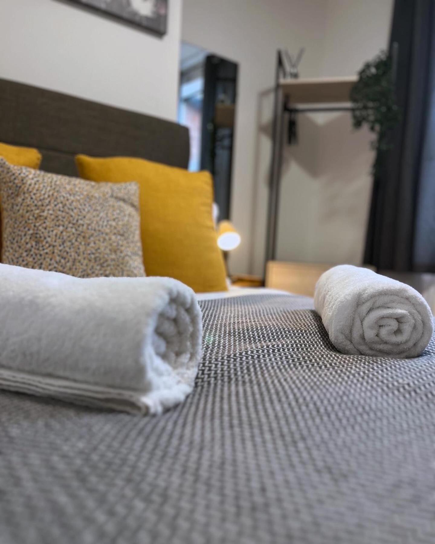 Holiday home Modern Urban 4 Bedroom House With Free Parking *