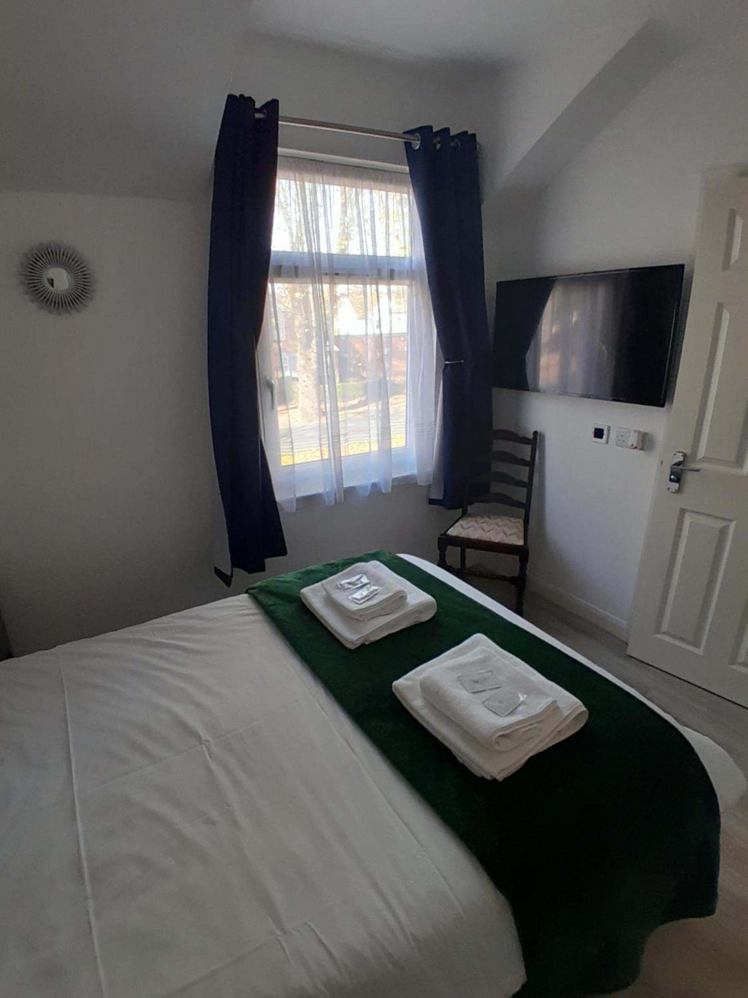 Capsule hotel The Broadway *