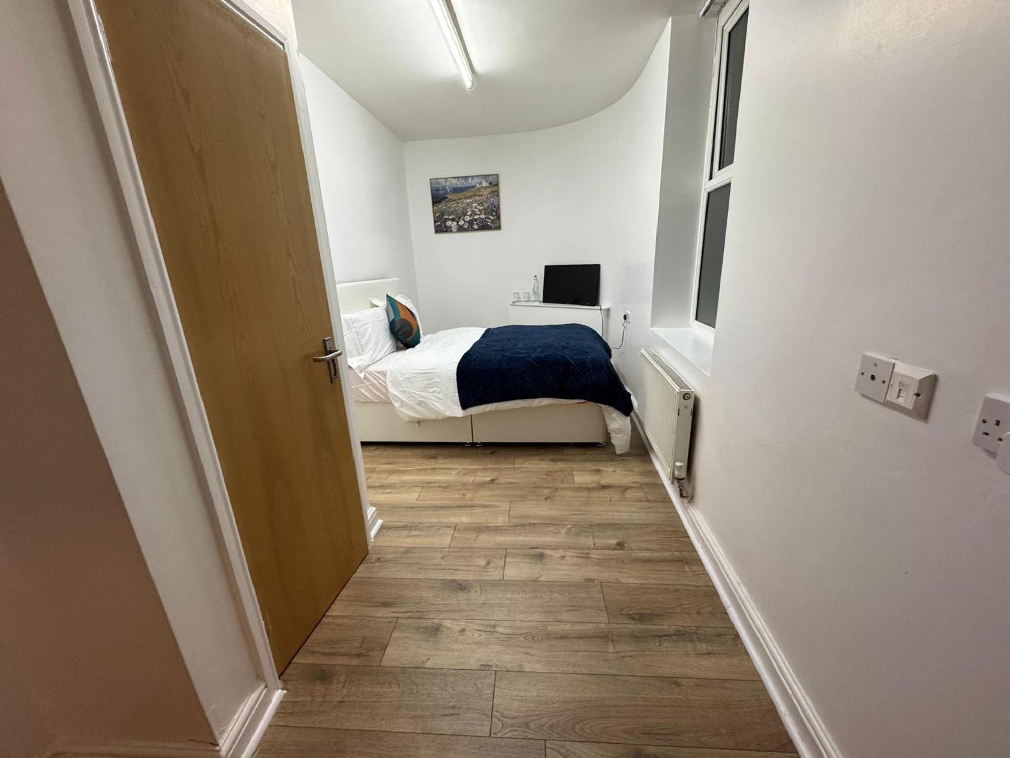 Sangha Hall Apartment *