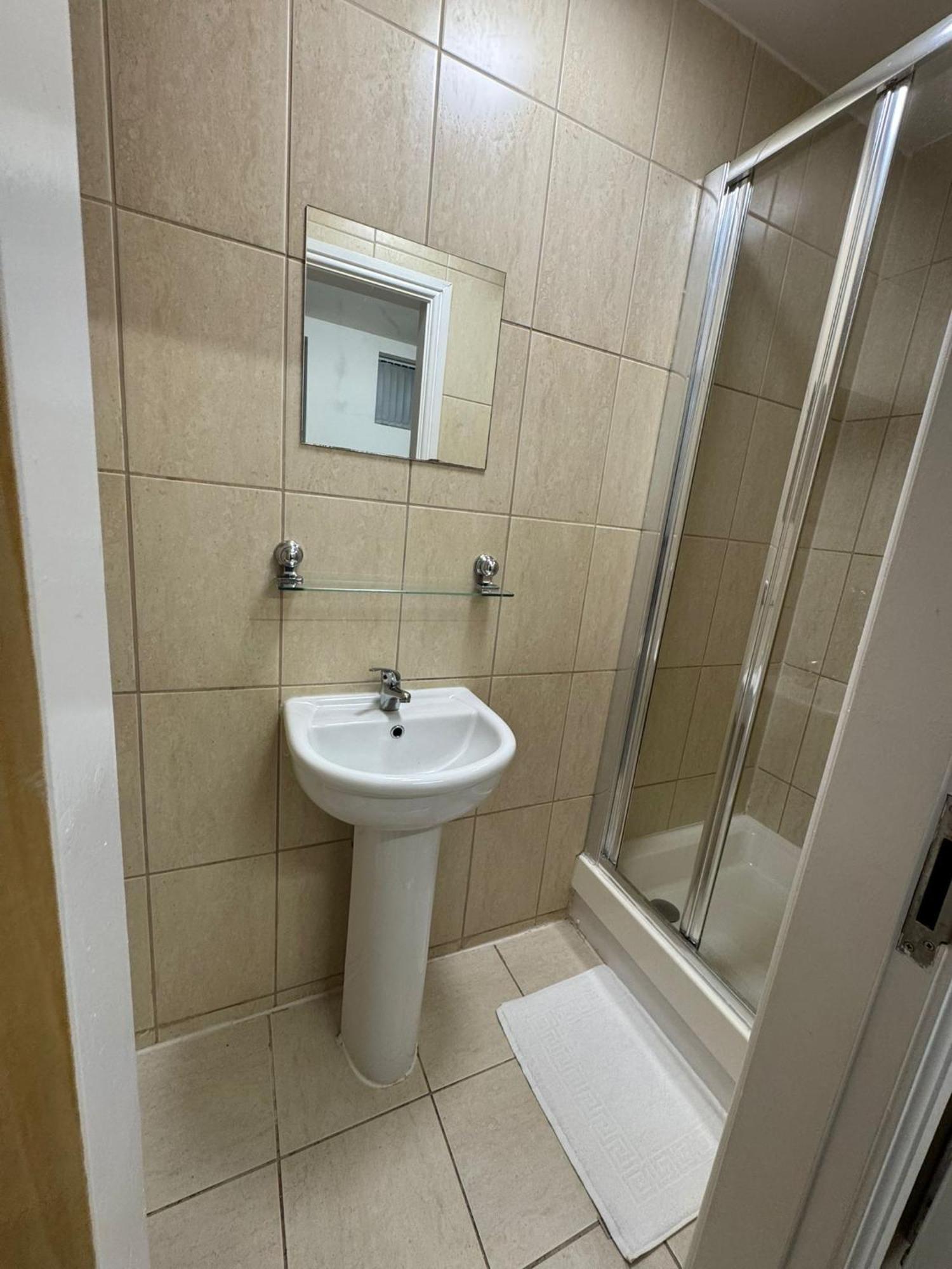 Apartment Sangha Hall Leicester