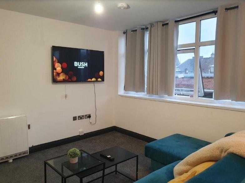 Cosy Near Royal Infirmary & De Montfort *