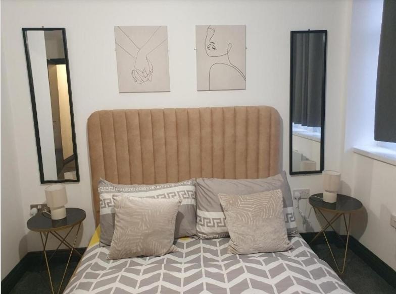 Cosy Near Royal Infirmary & De Montfort Apartment *