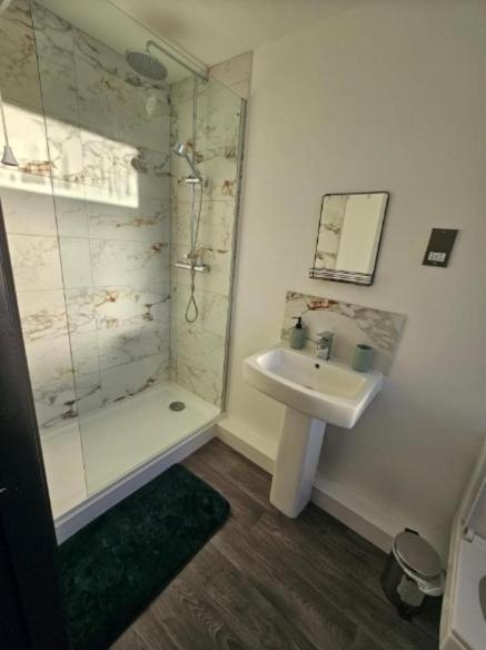Apartment Cosy Near Royal Infirmary & De Montfort Leicester