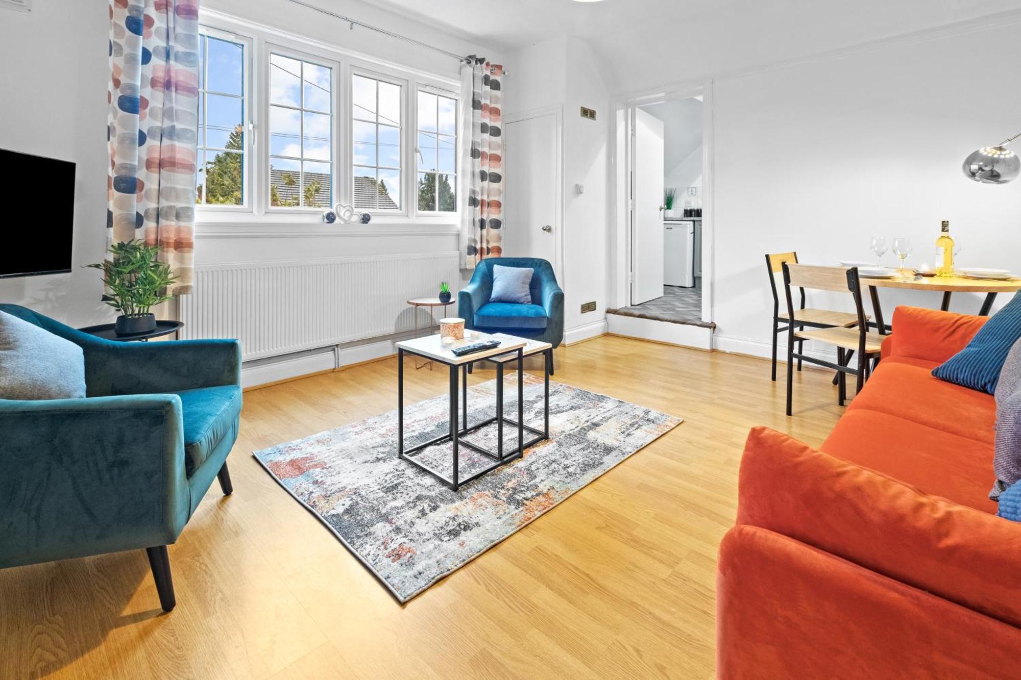 Spacious, Luxurious Cliffes Apartment *