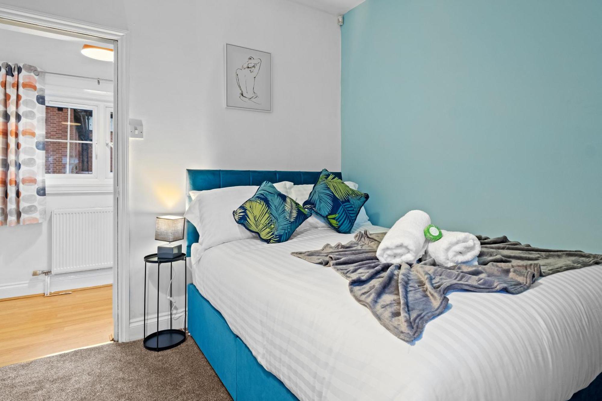 Apartment Spacious, Luxurious Cliffes