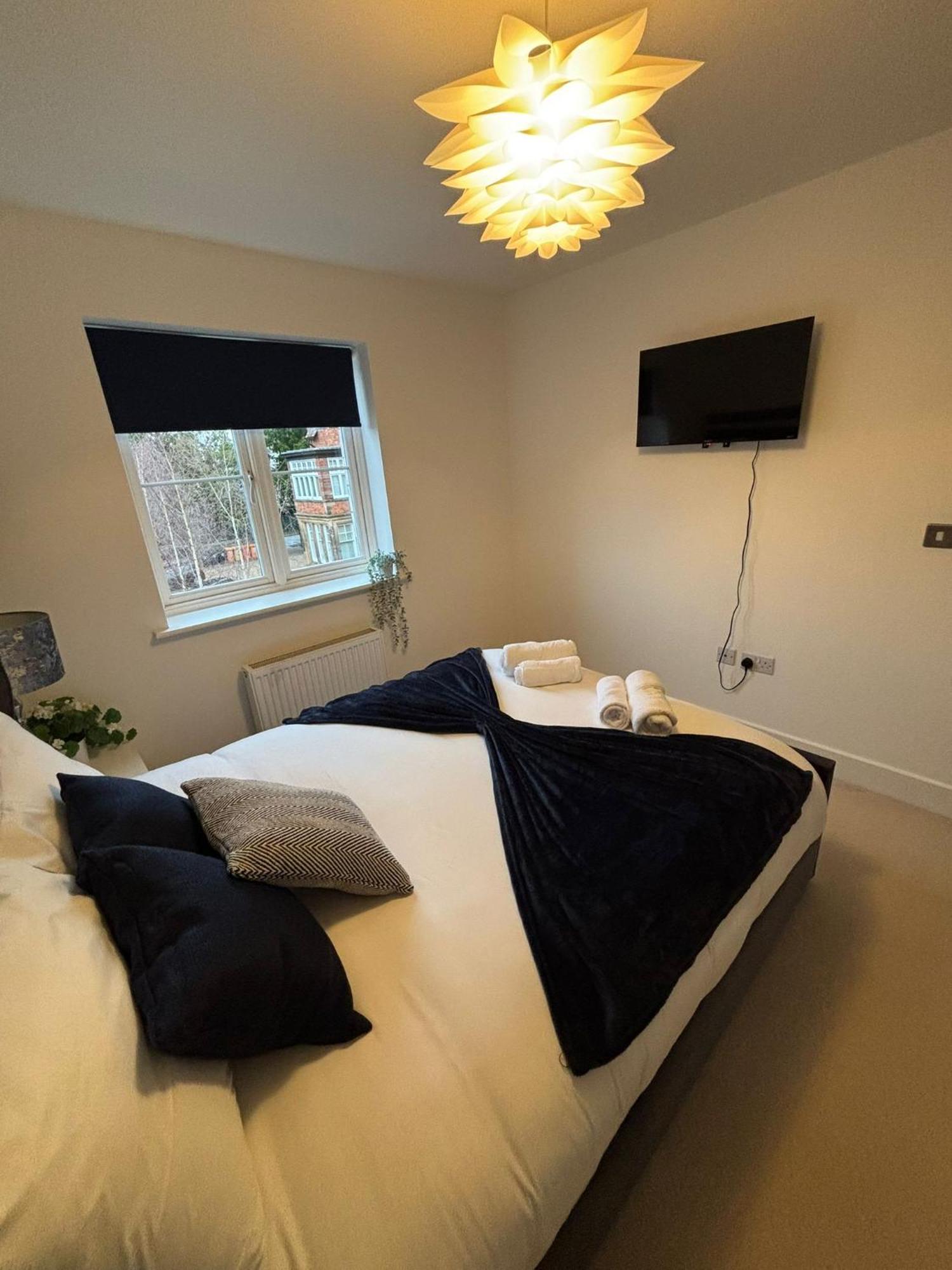 Modern From At Elm Tree House Holiday home