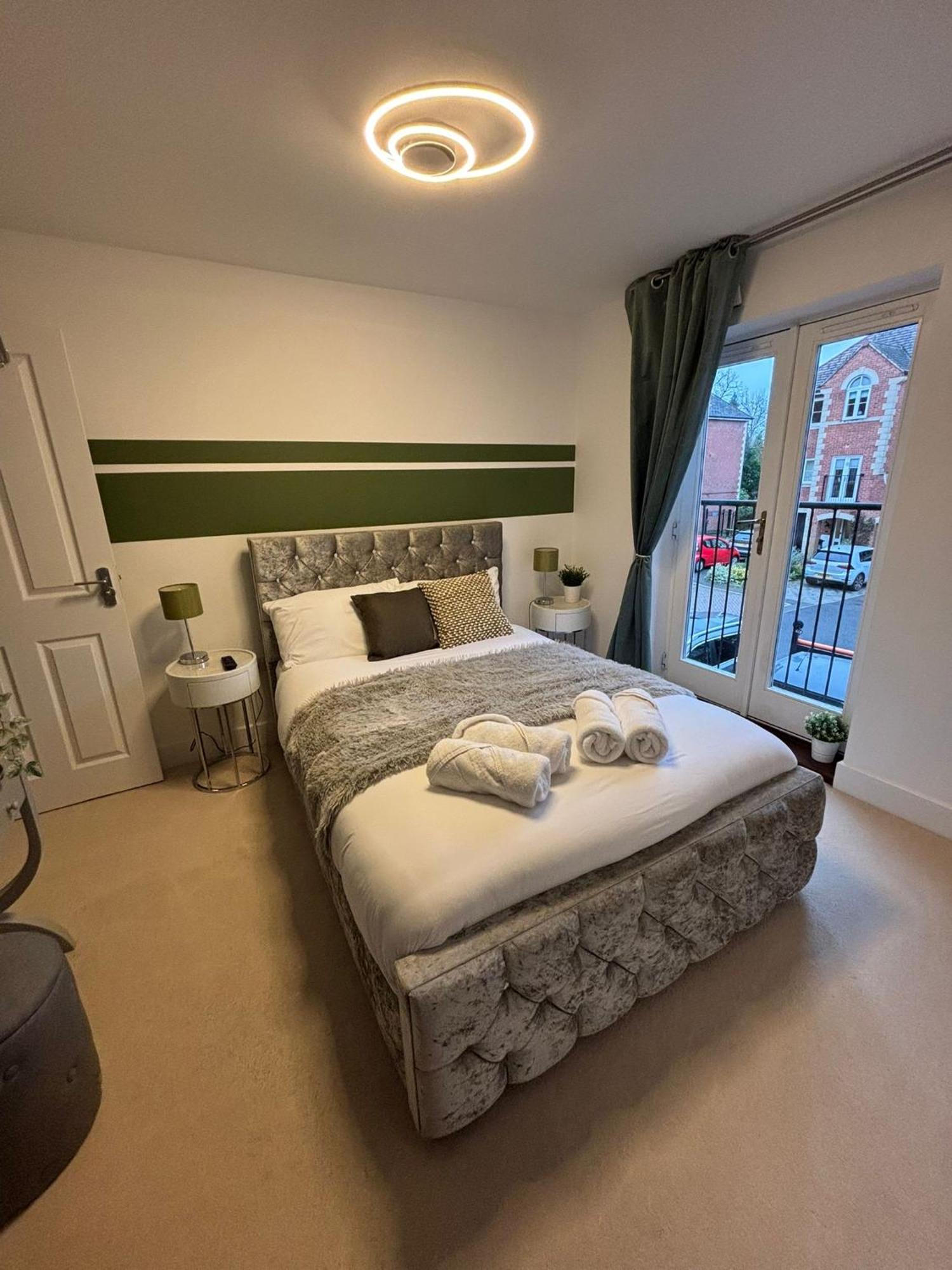 Modern From At Elm Tree House Leicester
