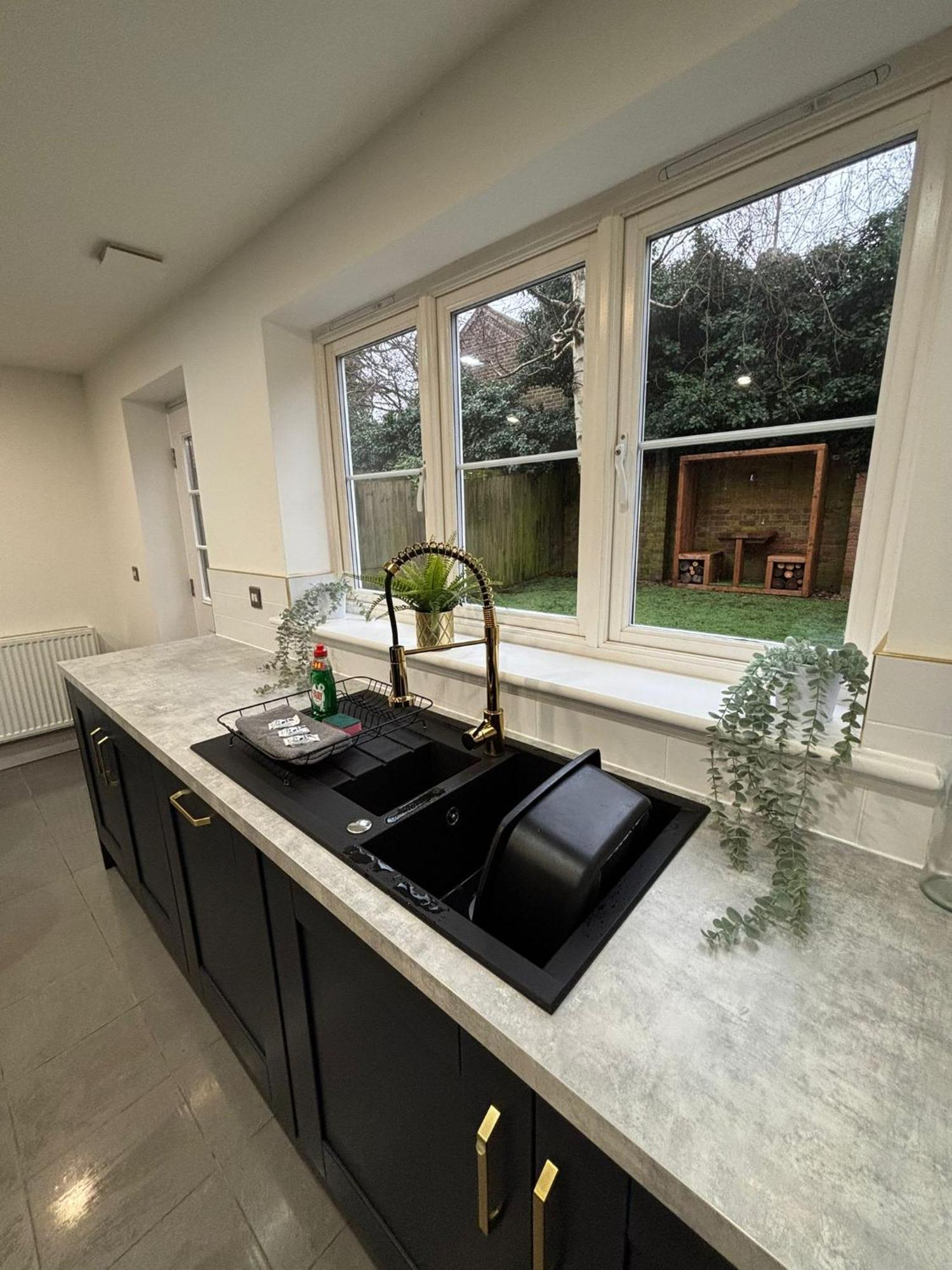 Modern From At Elm Tree House Holiday home