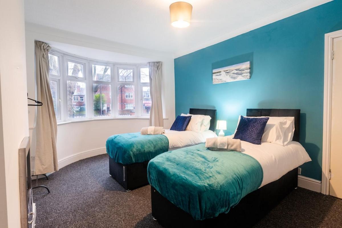 Spacious 4 Bed For Large Groups And Contractors - Sleeps 7 * Leicester