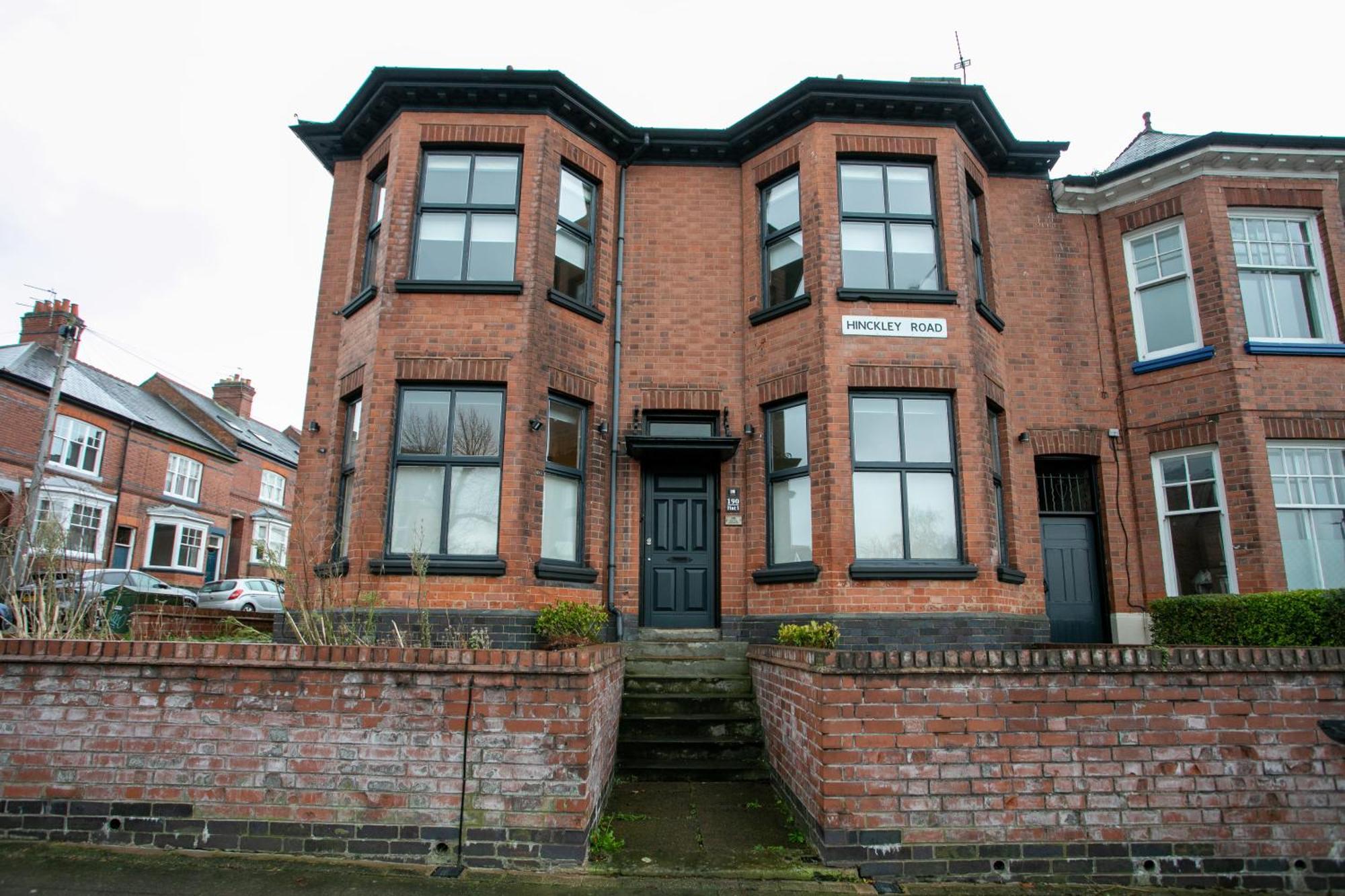Beautiful, Entire Luxurious One Bedroom Flat * Leicester