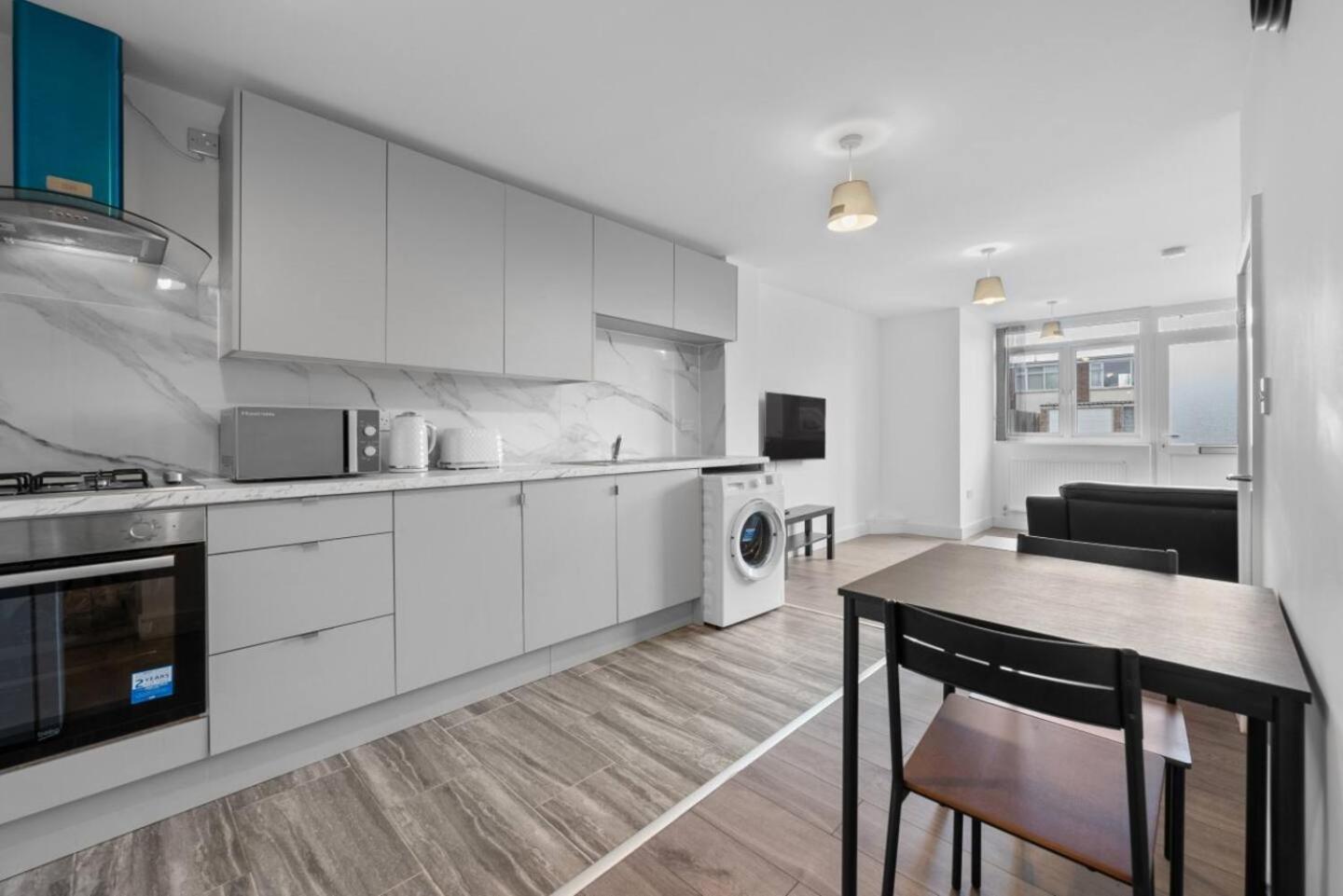 Holiday home Urban Comfort Stylish 3br 2bath With Free Parking