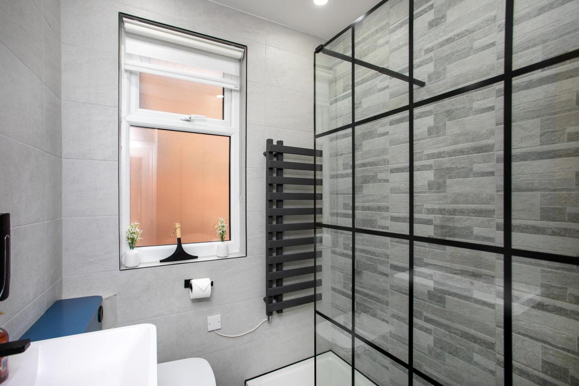 Apartment Entire Luxurious 2 Bedroom Flat Leicester