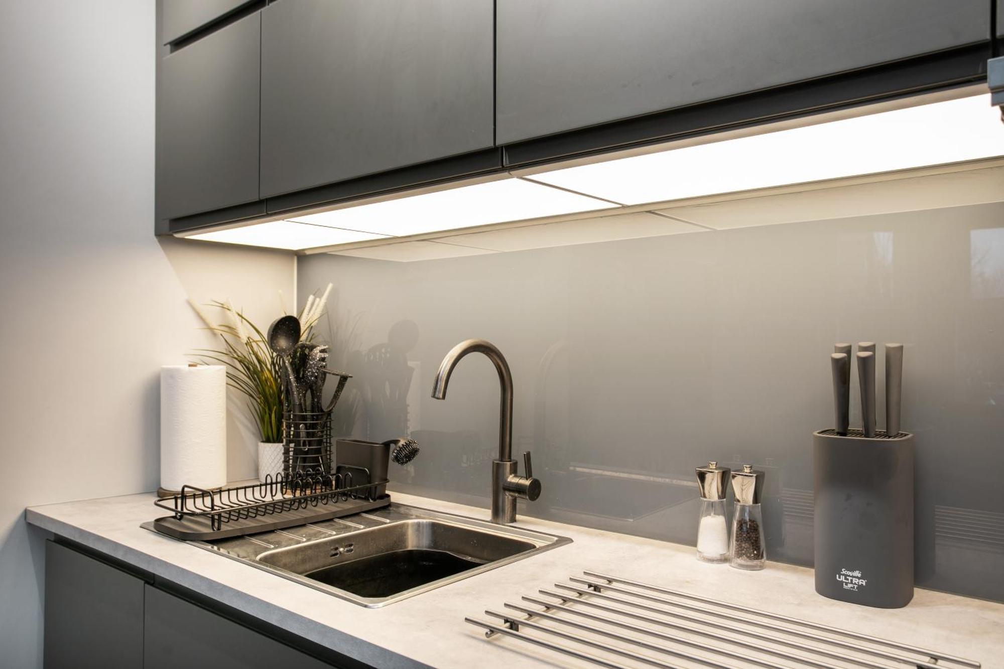 Entire Luxurious 2 Bedroom Flat *