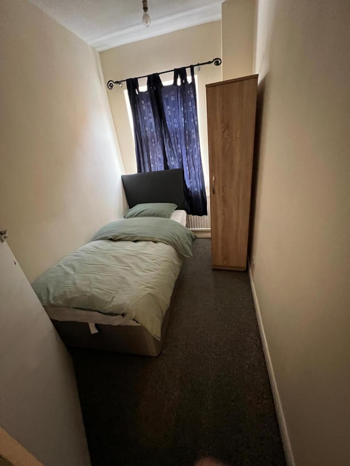 210 Welford Road * Leicester
