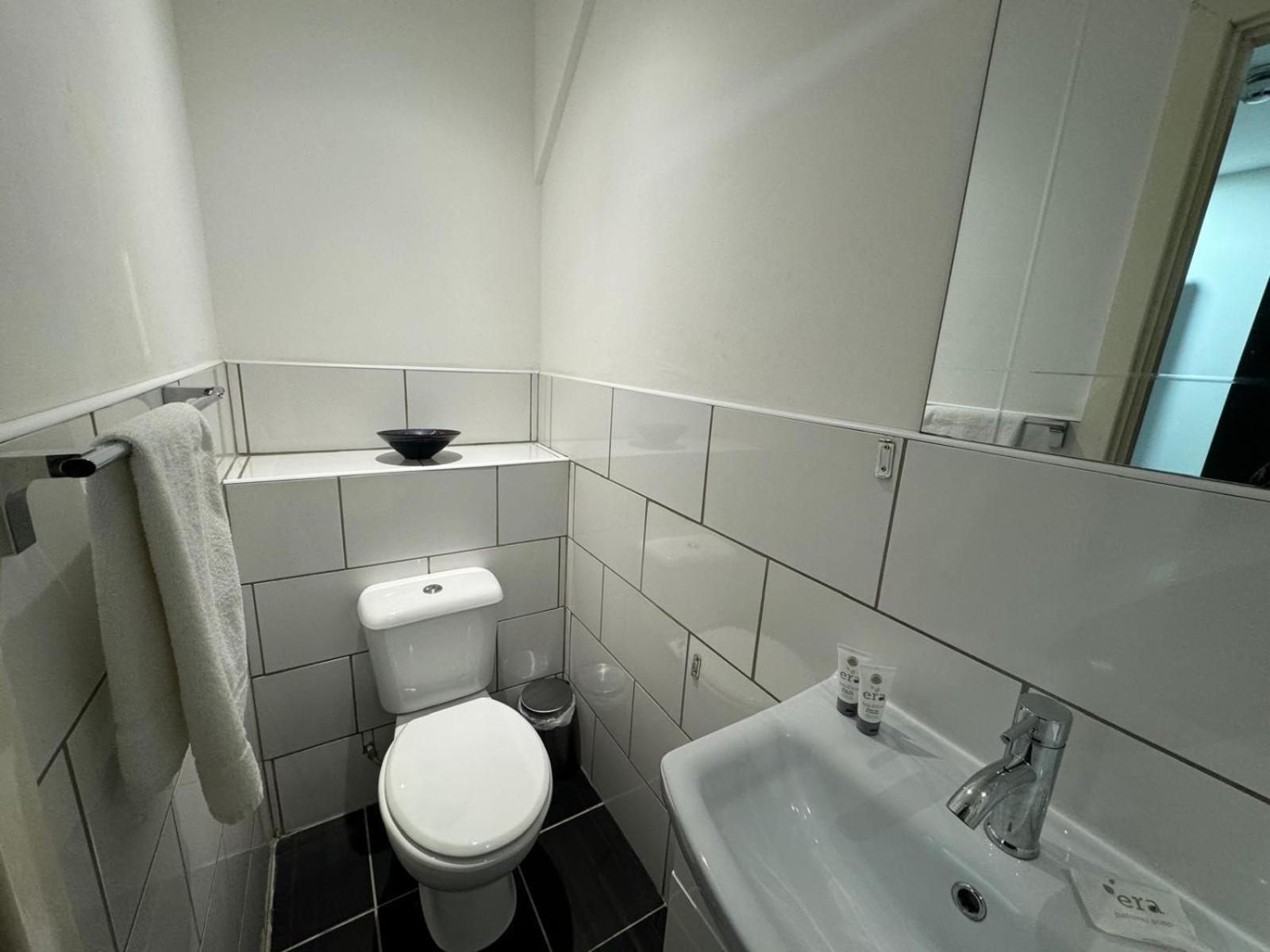 Abbey Hotel 3*