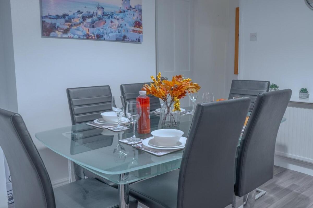 Malak Homes - Muriel Leicester