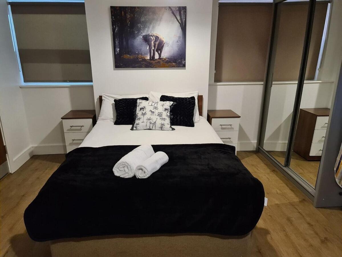 Sav Regent Leicester
