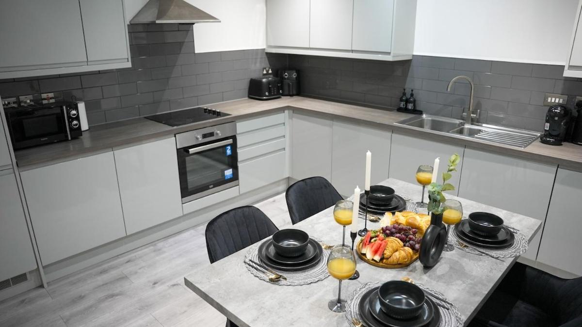 Centre Luxury , Sofa Bed, Wifi, Netflix, Urban Retreat Apartment Leicester