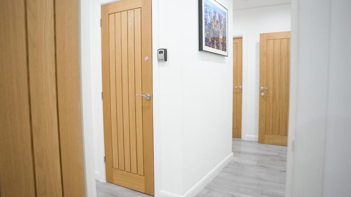 Centre Luxury , Sofa Bed, Wifi, Netflix, Urban Retreat *