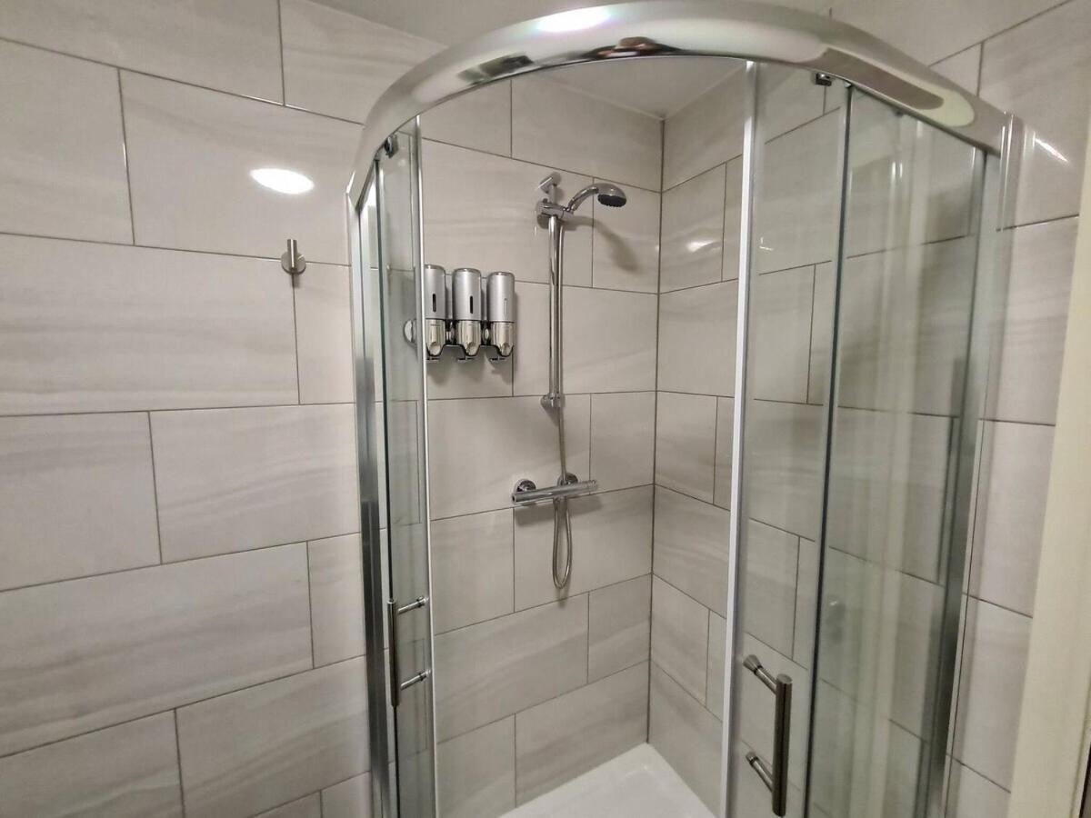 Sav - 2 Bed Cosy Flat Saffron