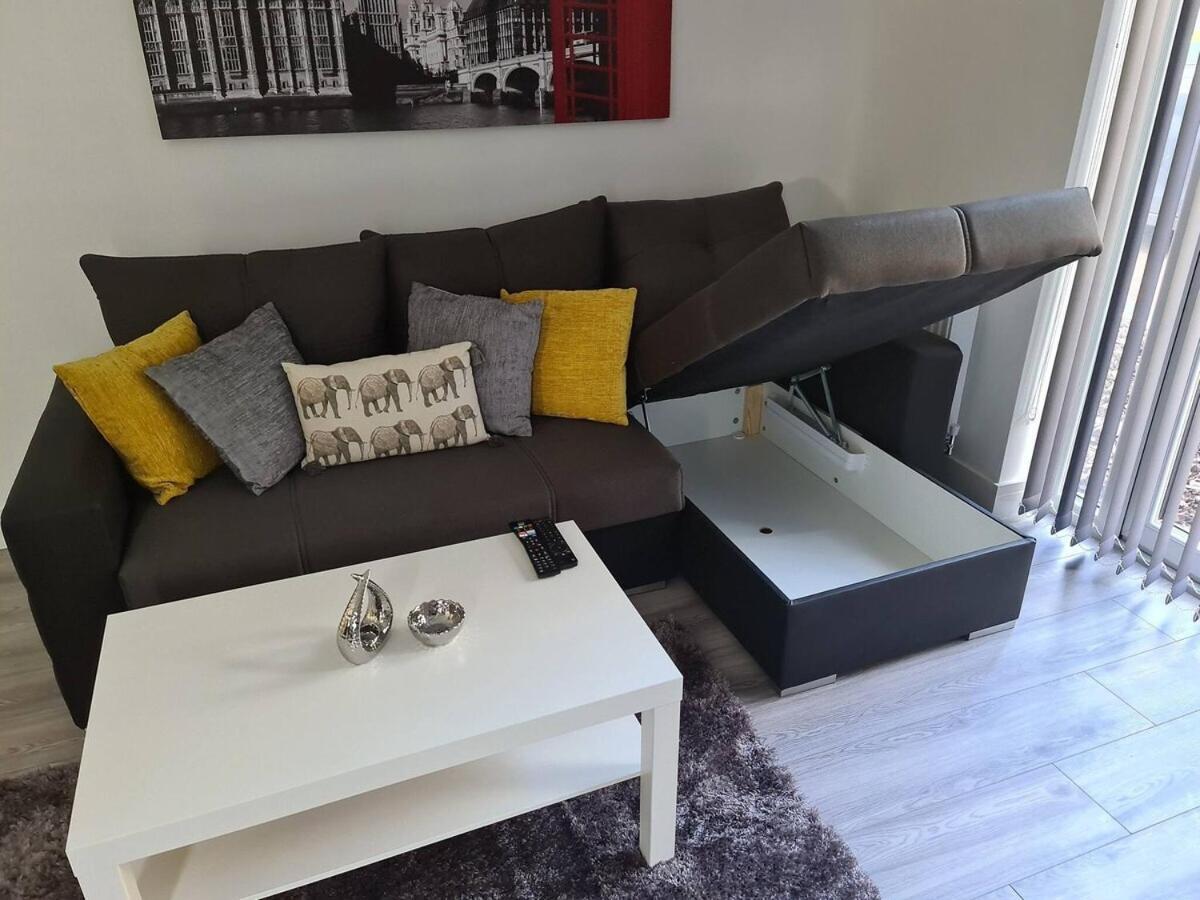 Sav - 2 Bed Cosy Flat Saffron Apartment *