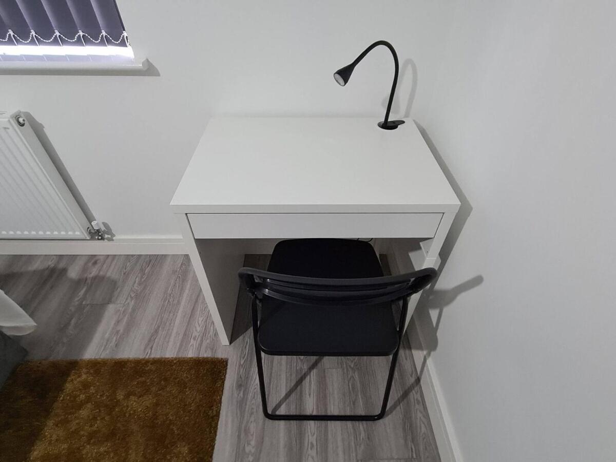 Sav - 2 Bed Cosy Flat Saffron * Leicester