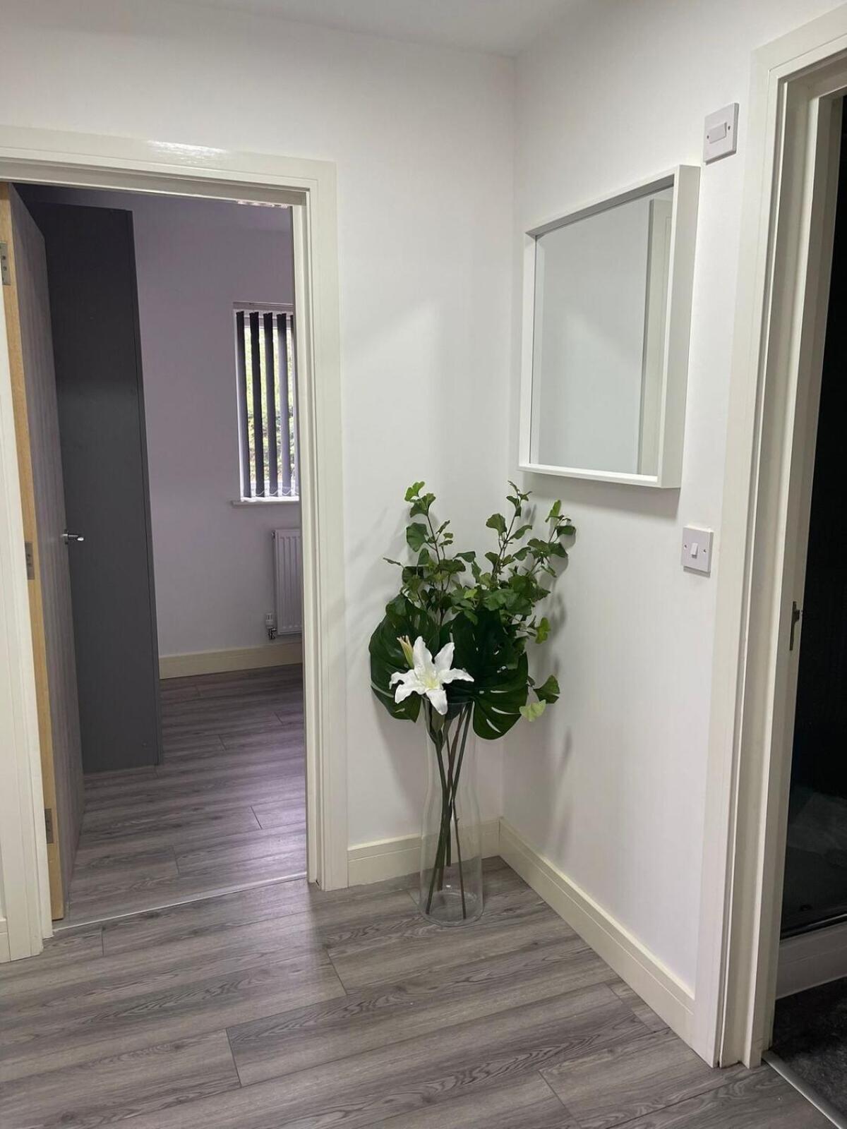 Sav - 2 Bed Cosy Flat Saffron *