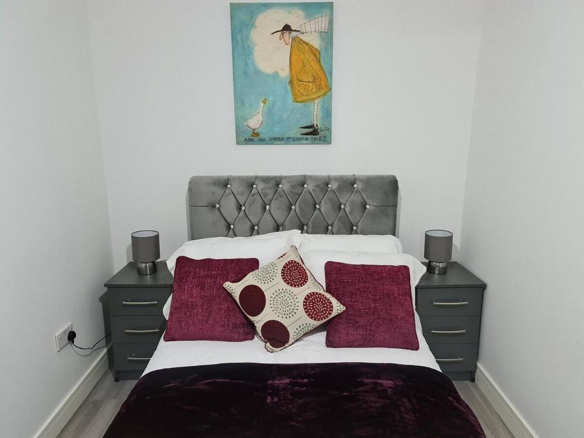 Sav - 2 Bed Cosy Flat Saffron Leicester