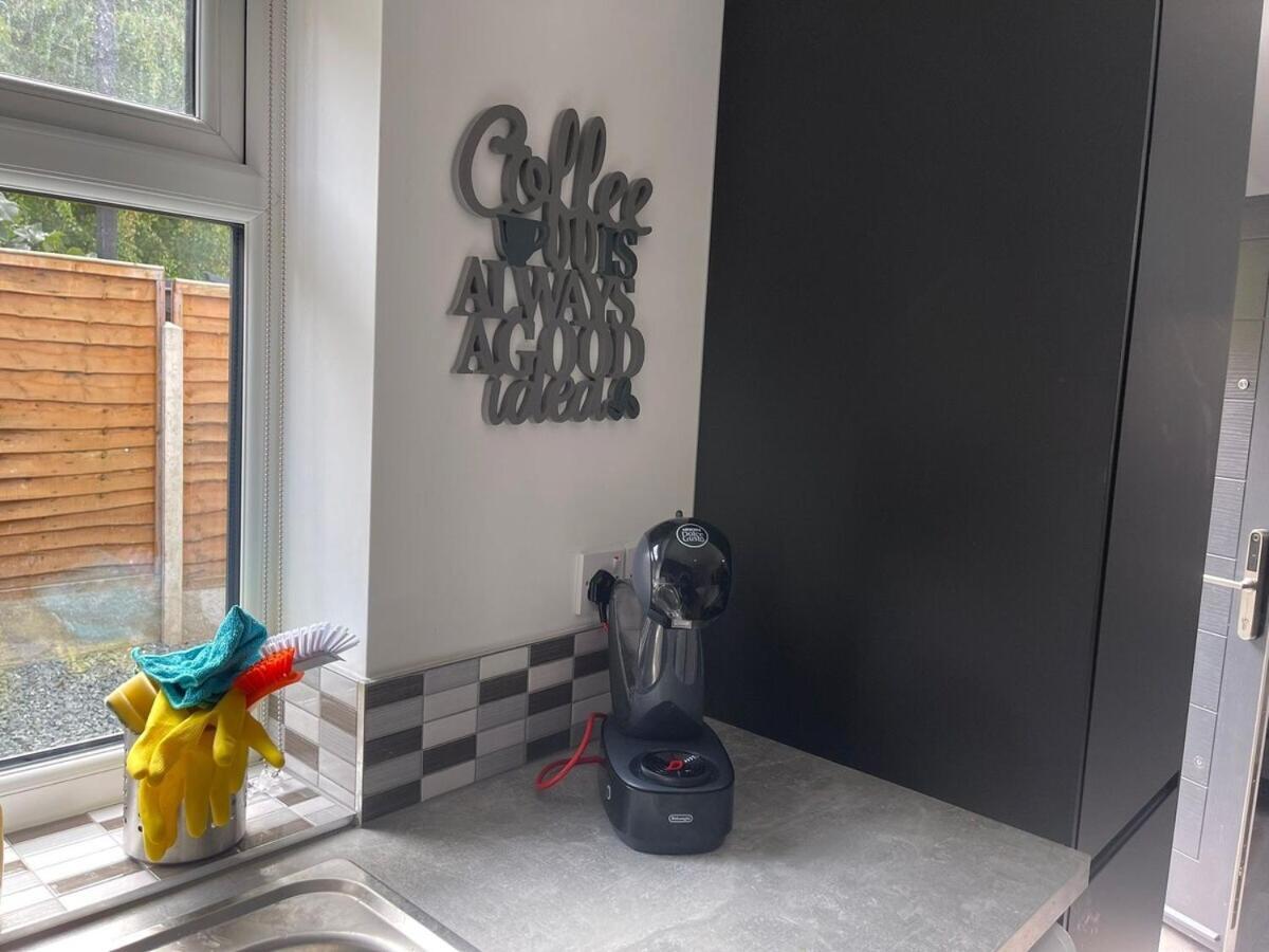 Sav - 2 Bed Cosy Flat Saffron