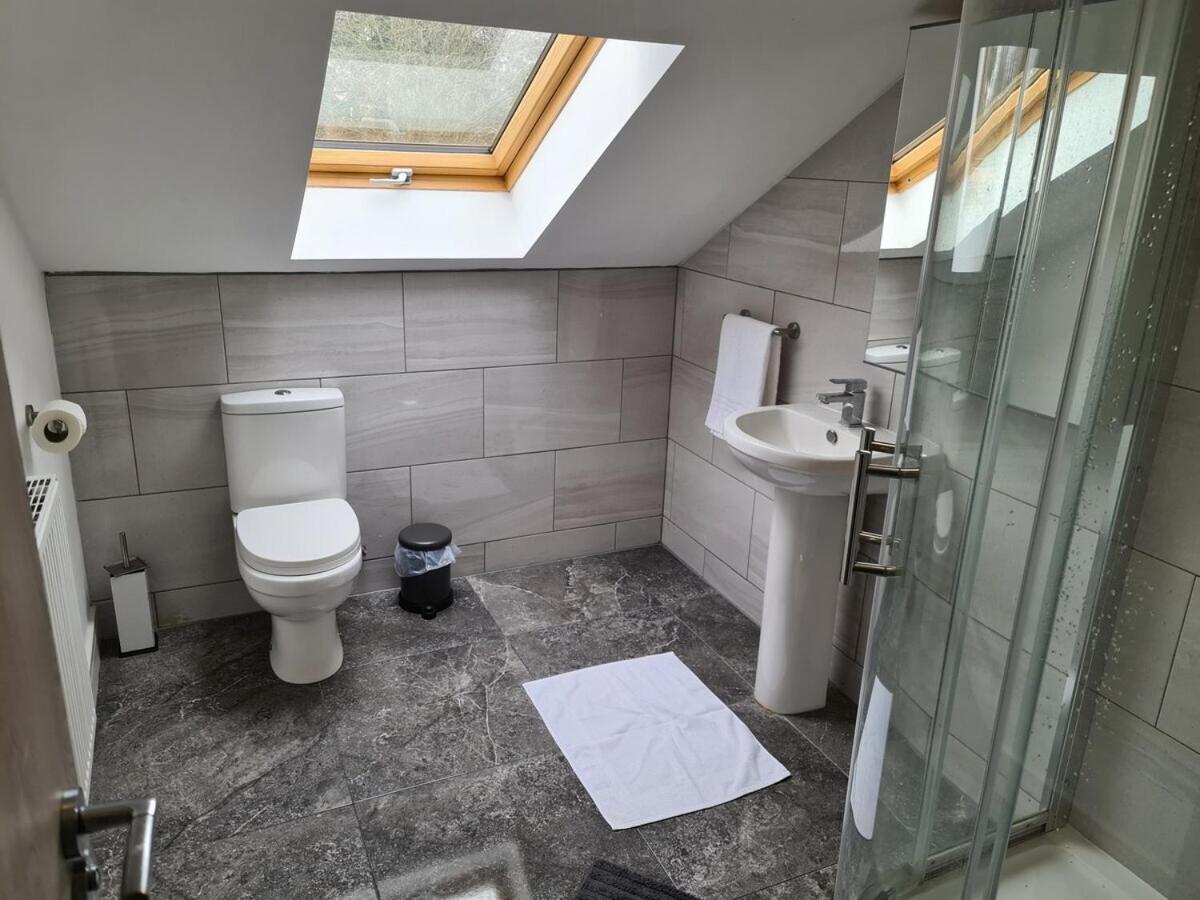 Sav - 2 Bed Cosy Flat Saffron * Leicester