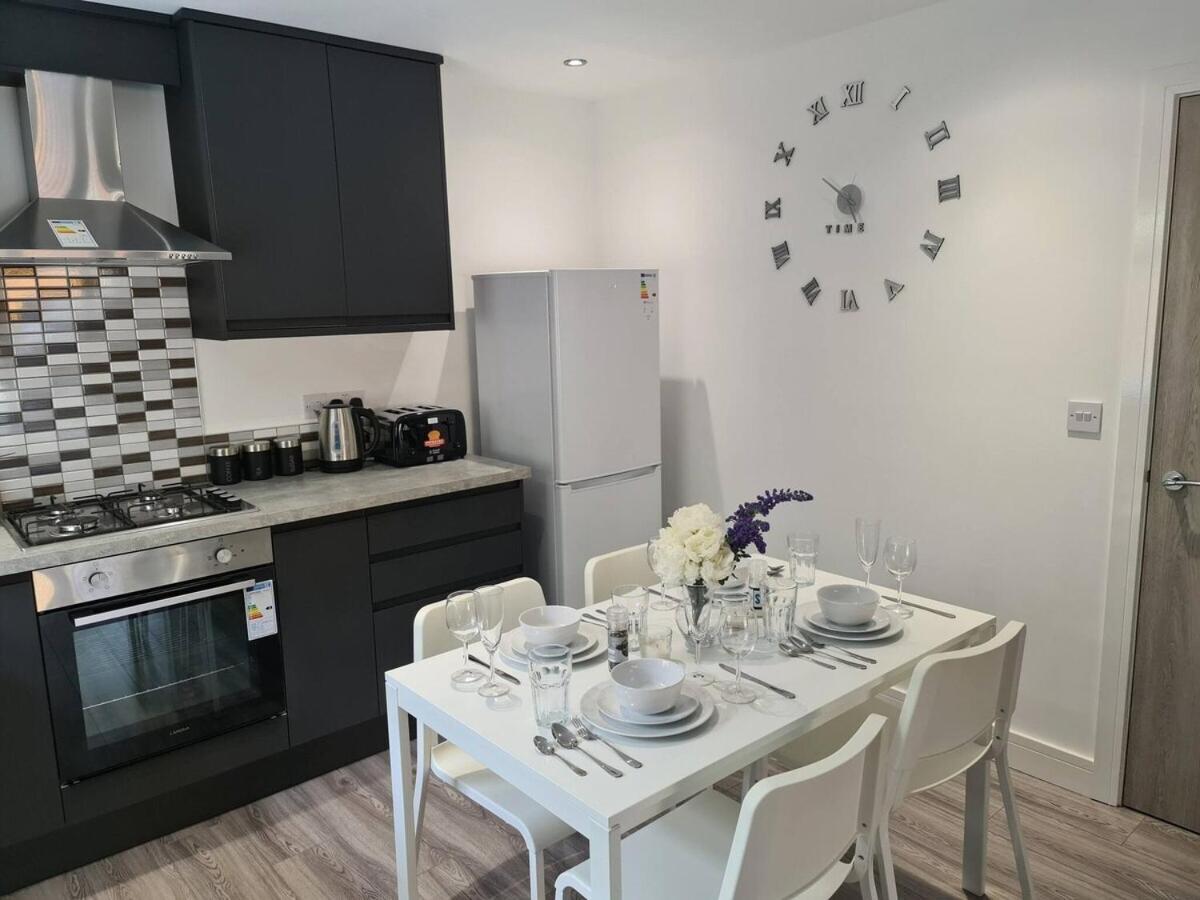 Sav - 2 Bed Cosy Flat Saffron Apartment Leicester