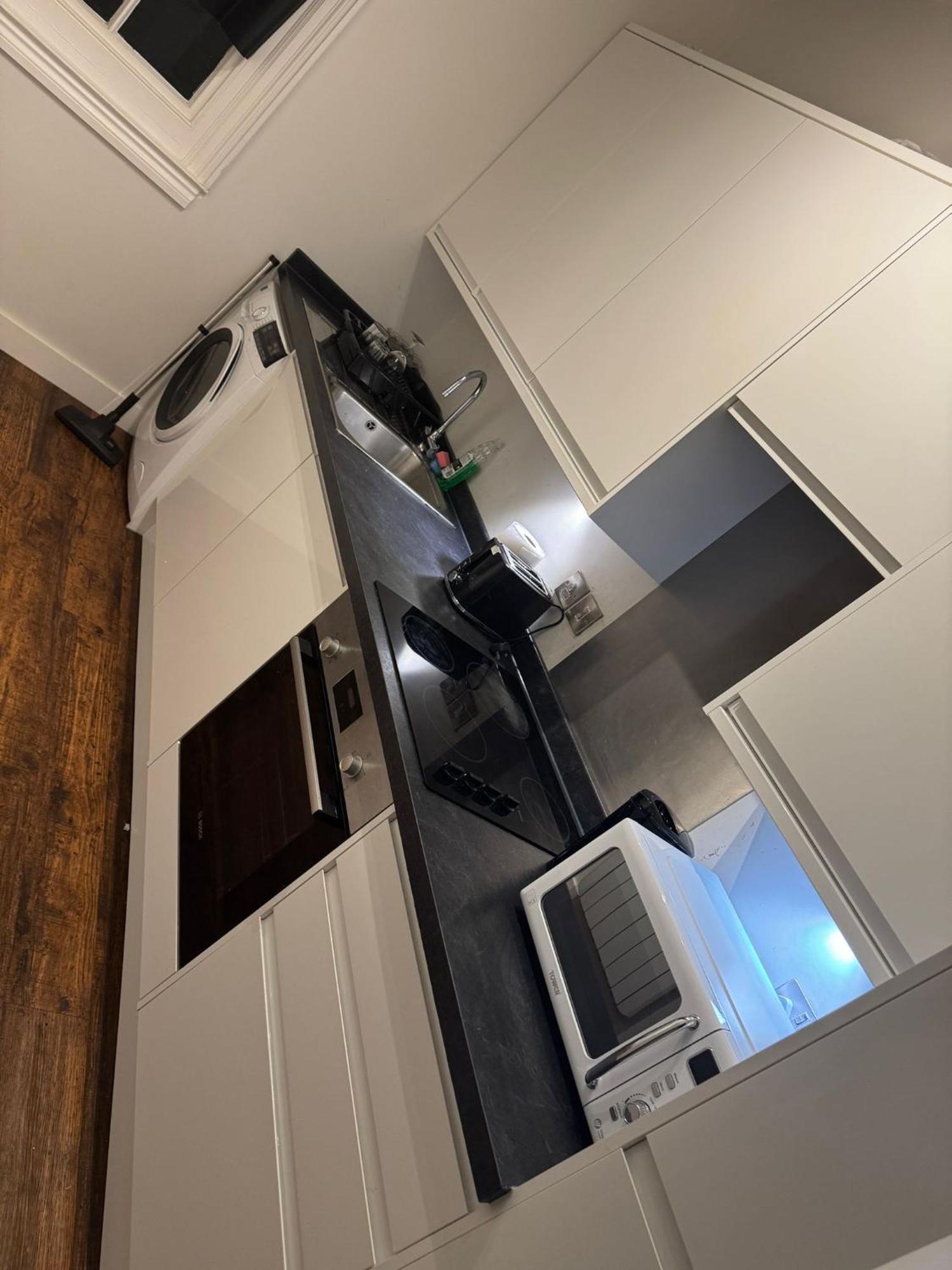 Apartment In Heart Of Centre *