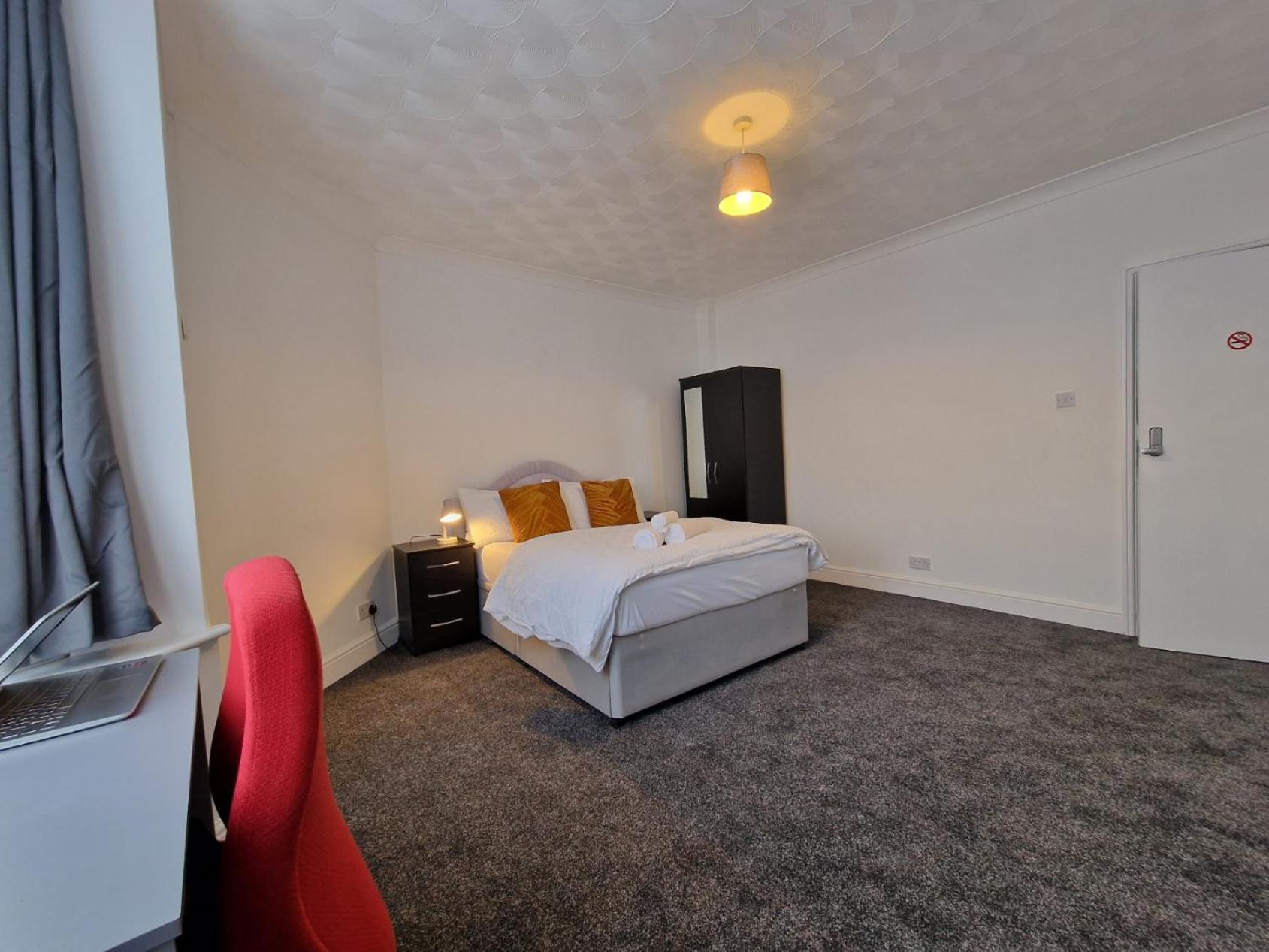 Living Serviced Homestay