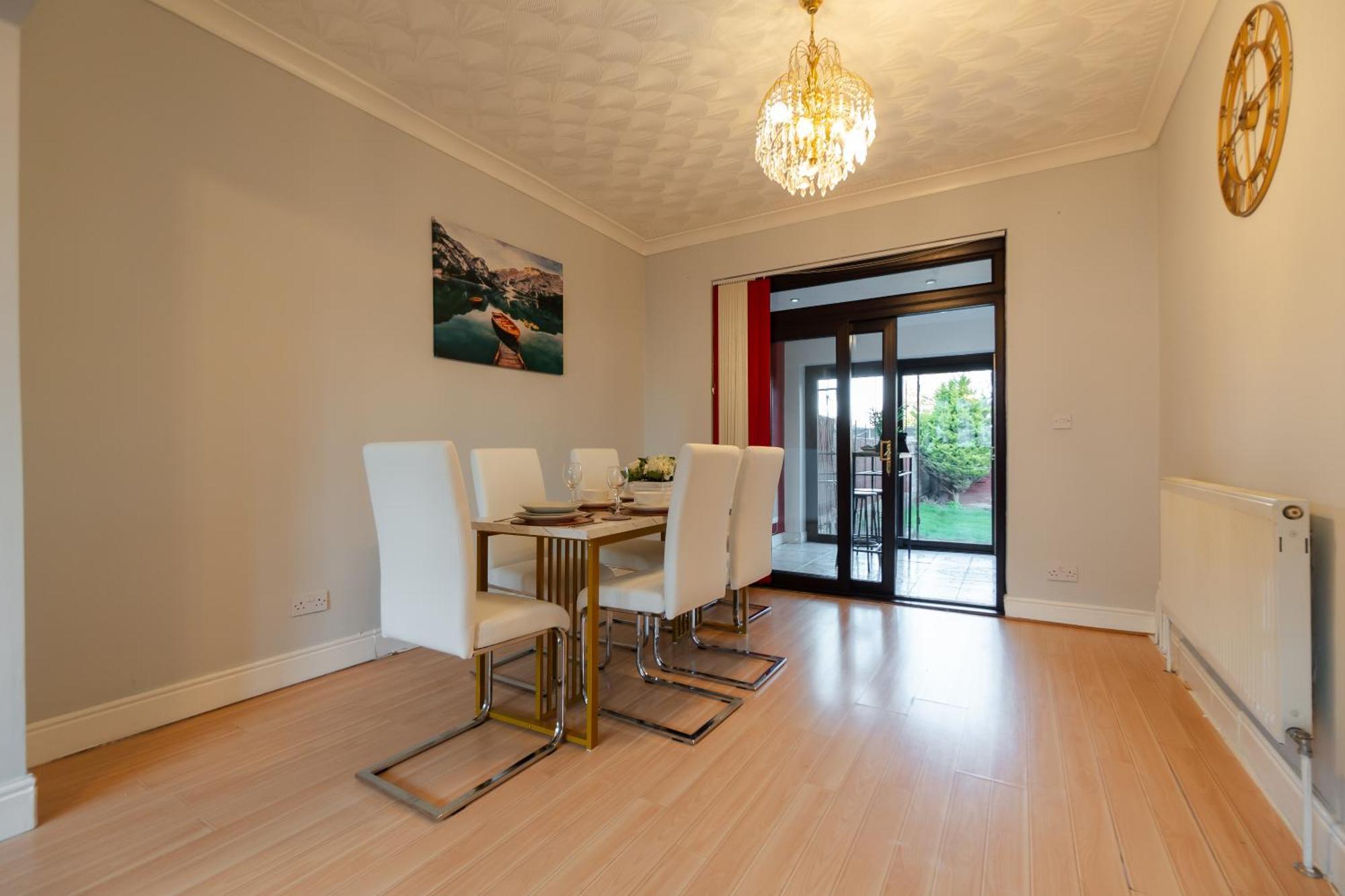 Luxury - Babingley Leicester