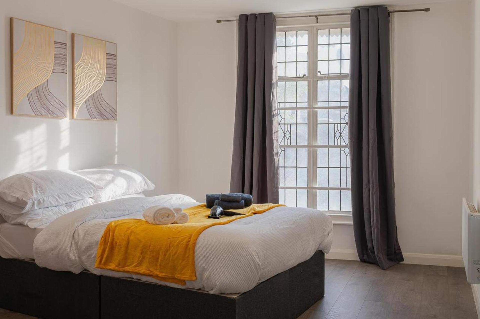 2br-sleeps5-citycentre-ws98 Apartment