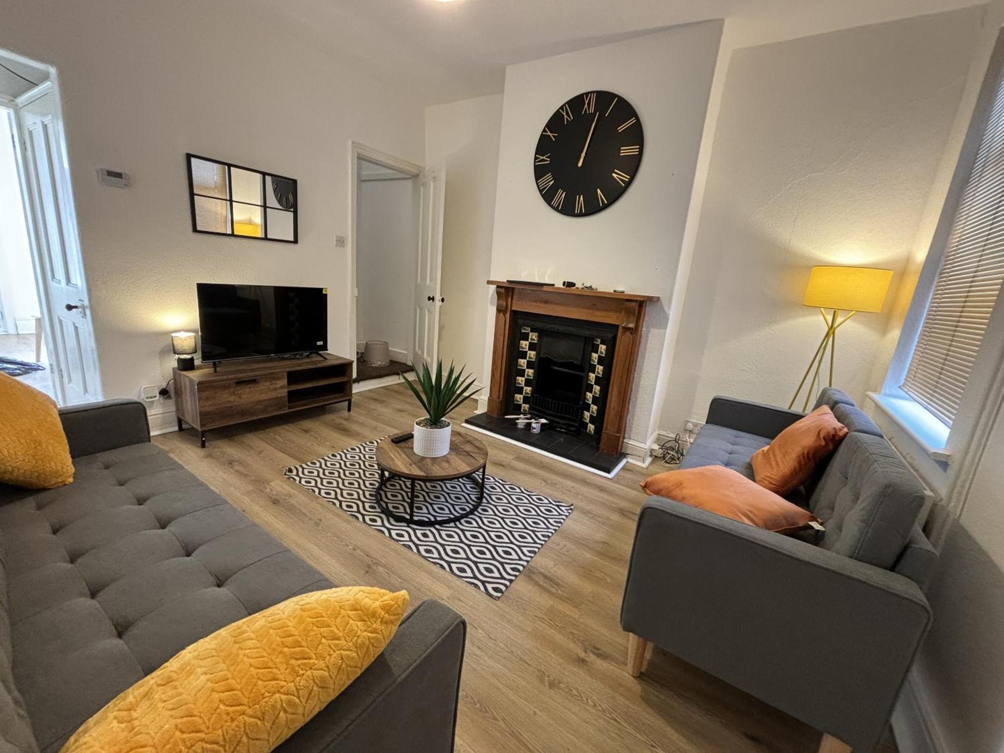 West End Terrace - Free Parking Holiday home Leicester