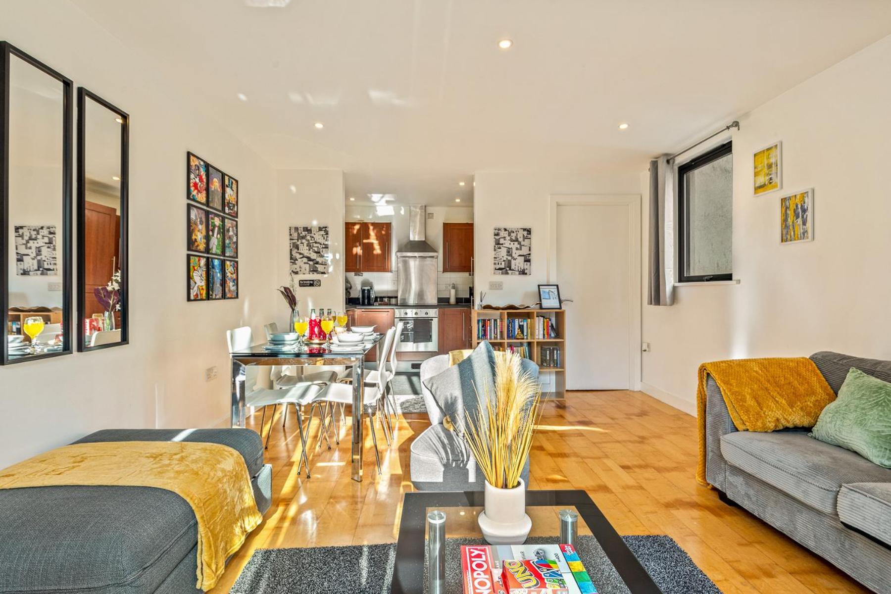 Apartment The Suite- Comfy Blissful Getaway In Centre L Samsung Smart Tv With Free Netflix High-speed Wi-fi