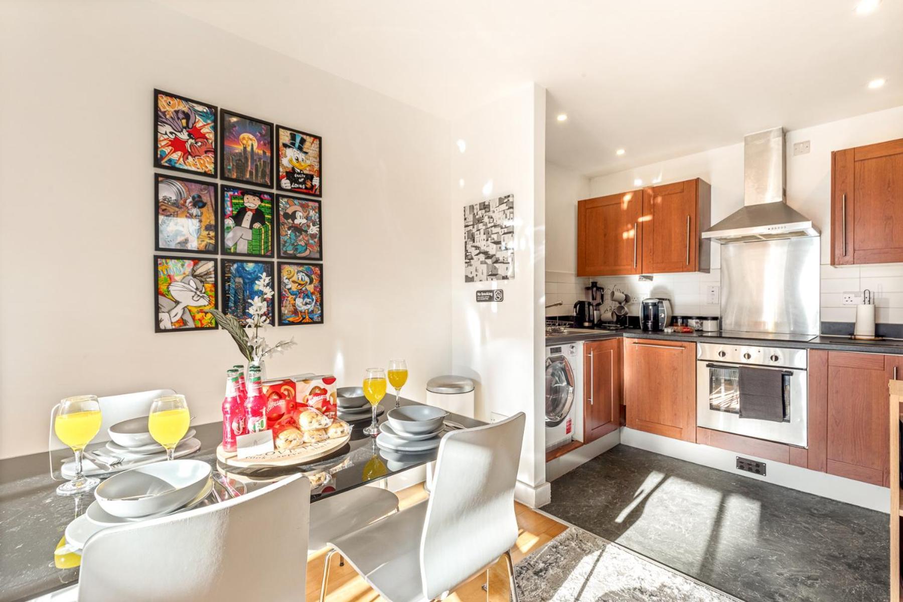 The Suite- Comfy Blissful Getaway In Centre L Samsung Smart Tv With Free Netflix High-speed Wi-fi Leicester