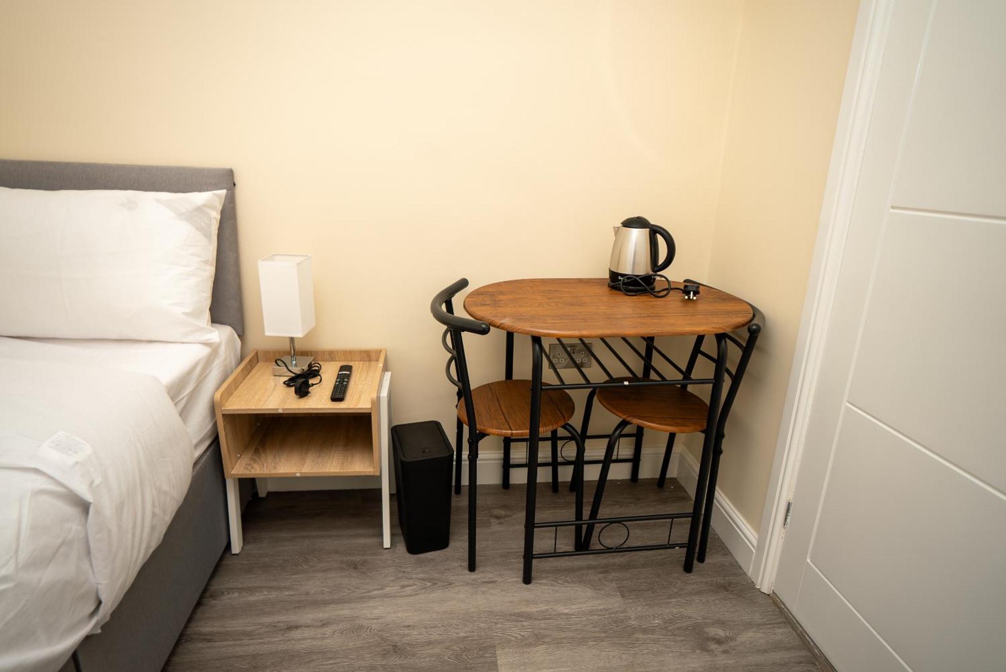 Park View Apartment *