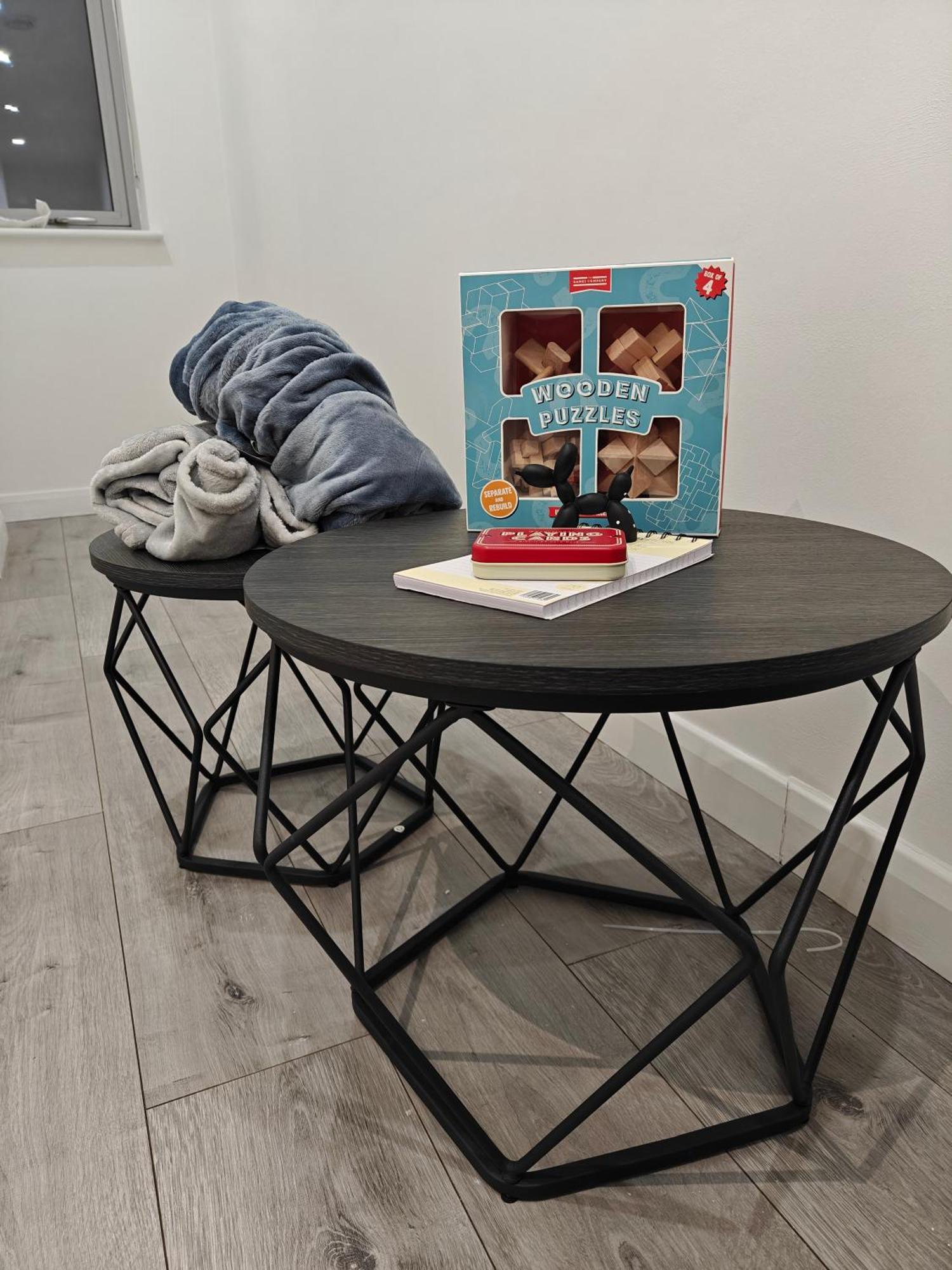 Newly Furnished Modern 1 Bedroom *