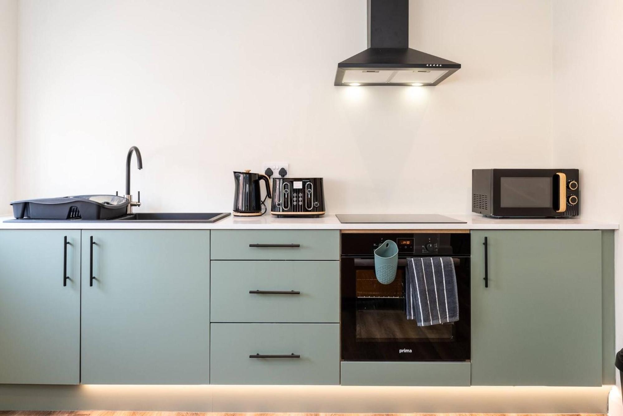 Apartment Aurum 6 - Chic 1br By Dmu Centre *