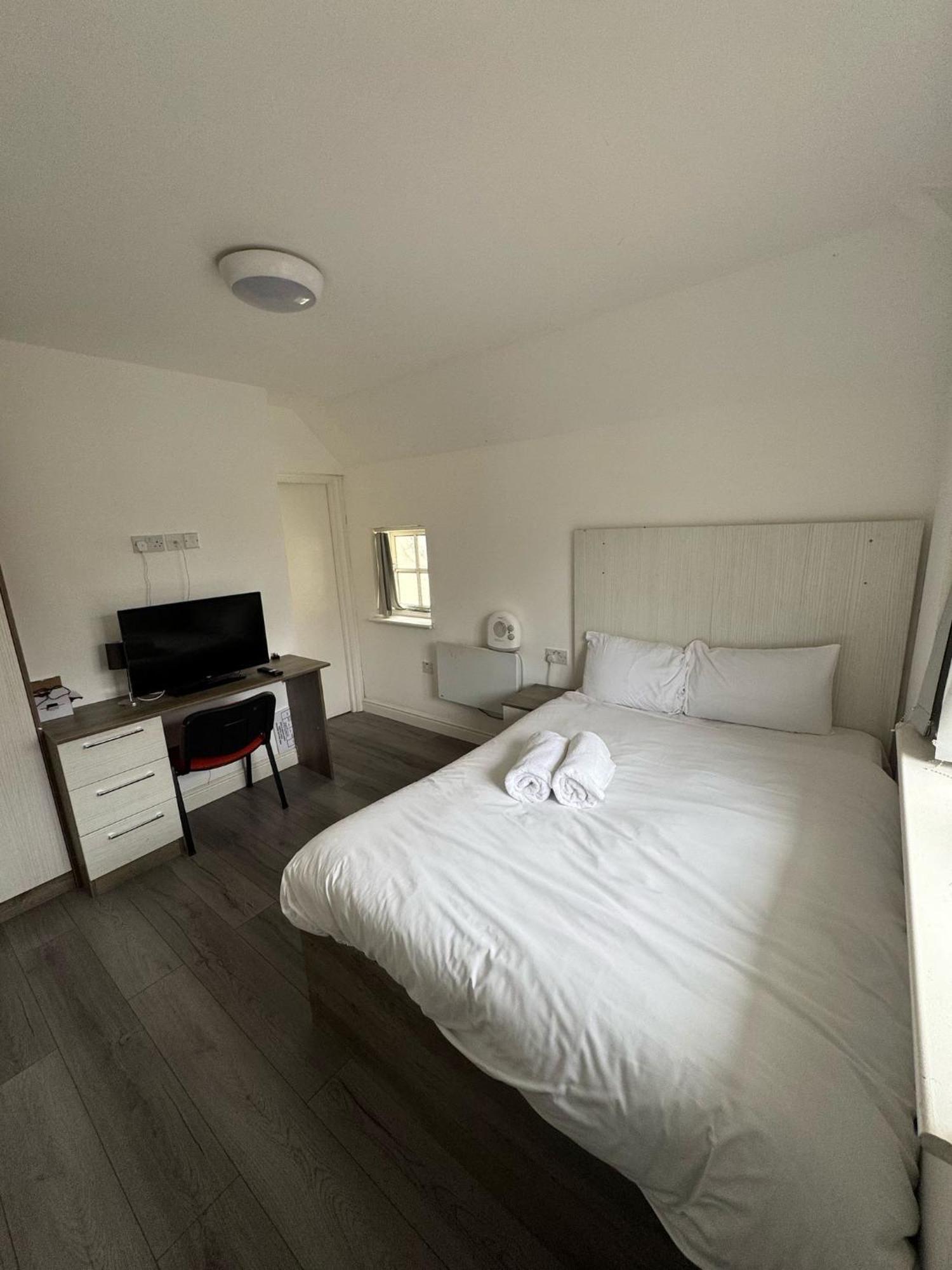 Lancaster Place * Leicester