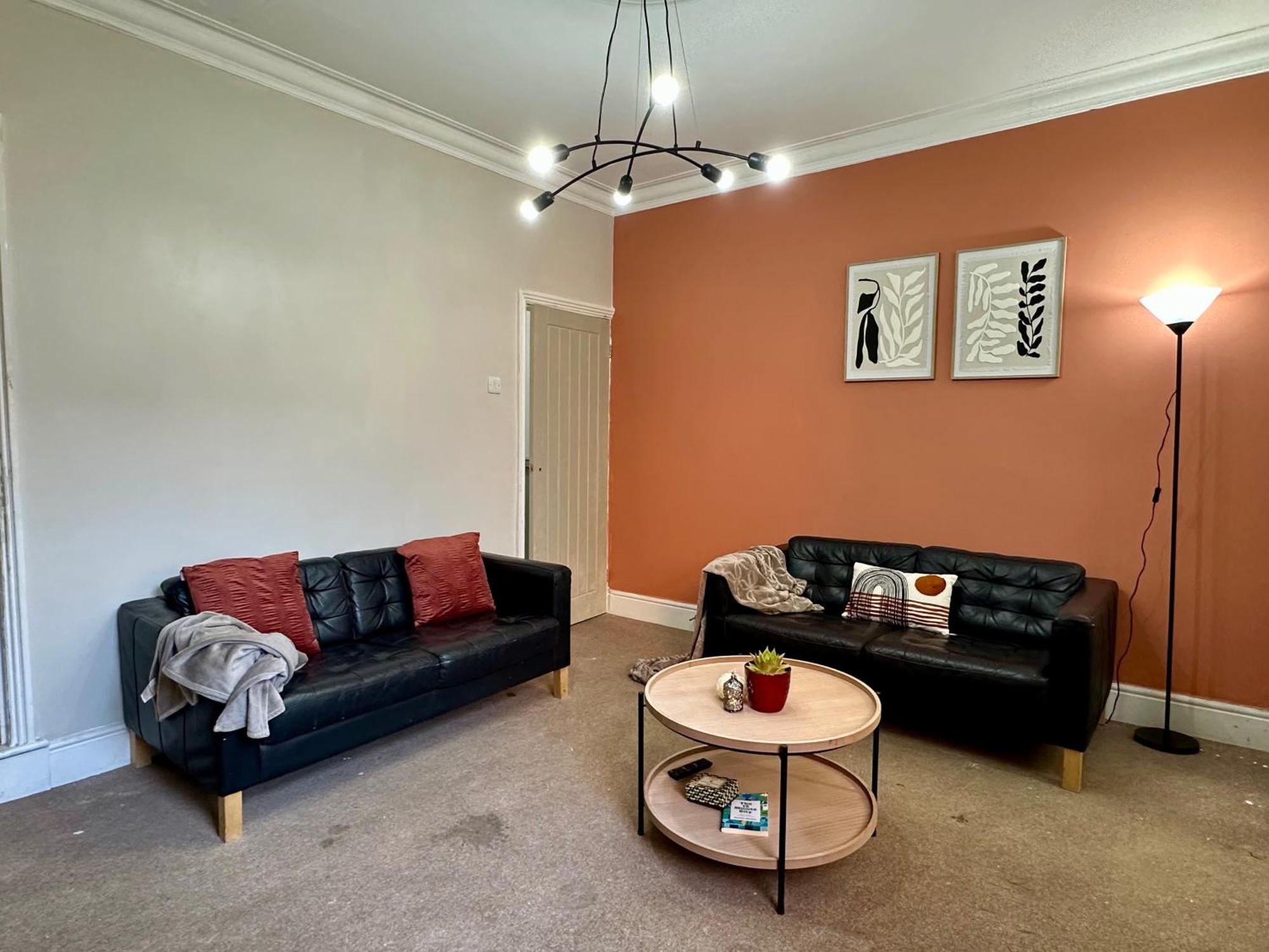 Holiday home Luxury 4-bed 3 Bathroom House In Leicester