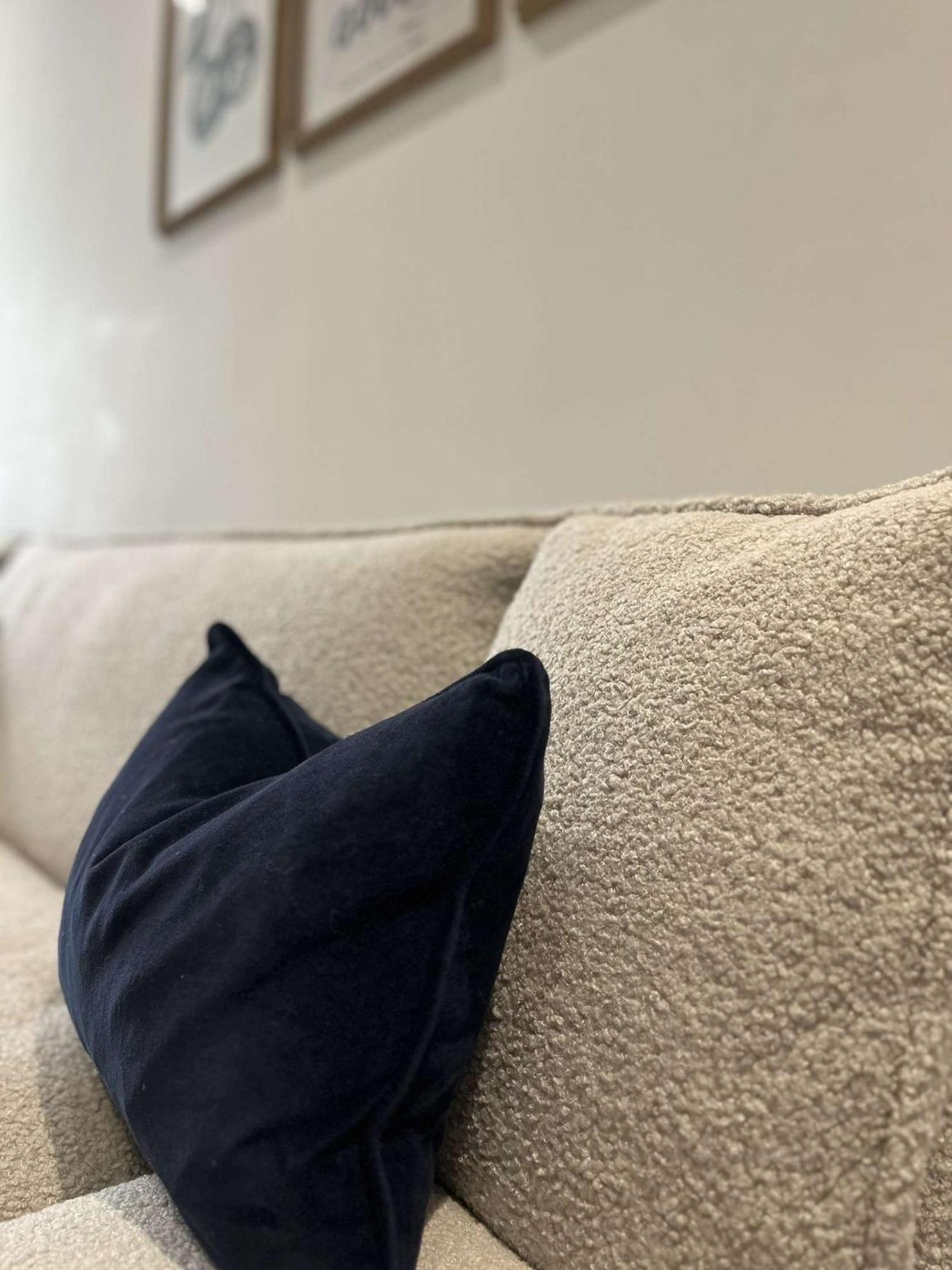 Apartment Wild Central Double Suite - Free Gym *