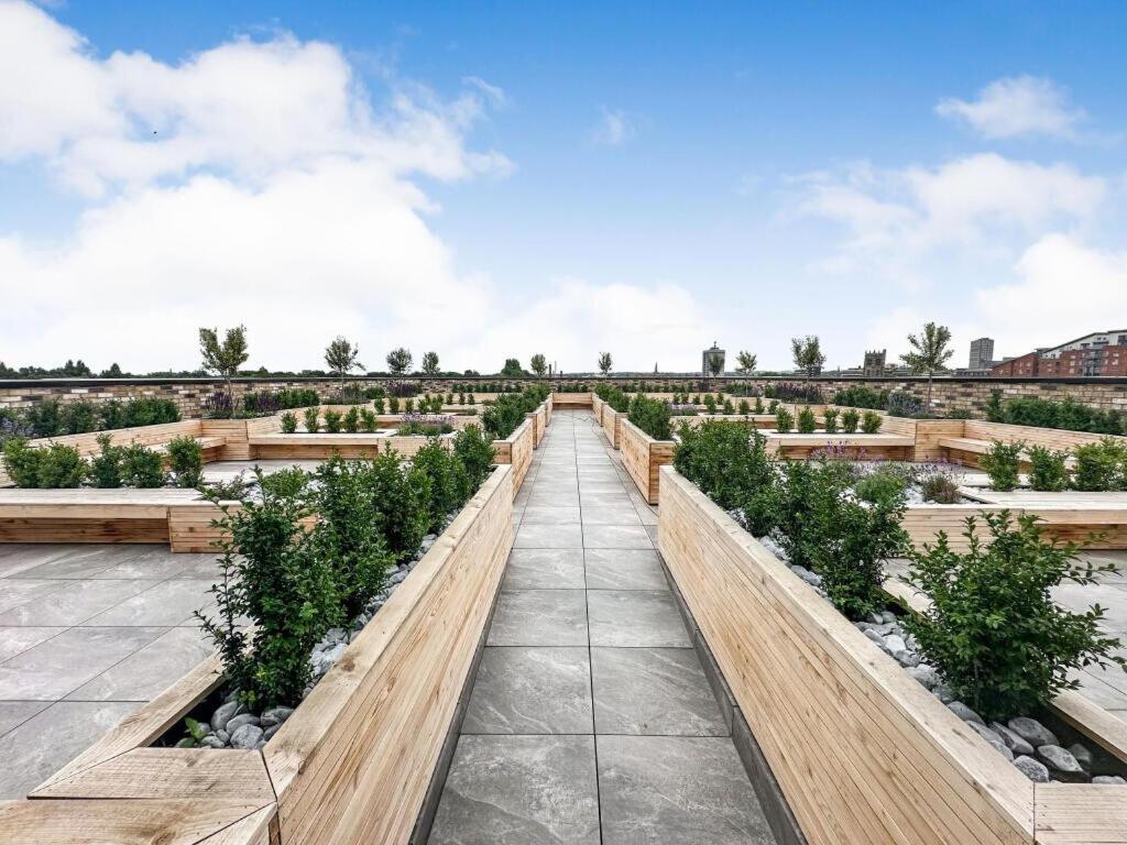 Apartment Beautiful In Centre With Free Parking, Self-check-in, Fast Wifi, Smart Tv And Rooftop Terrace By Yoko *