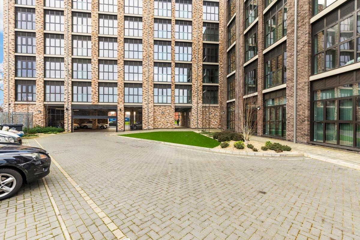 Apartment Beautiful In Centre With Free Parking, Self-check-in, Fast Wifi, Smart Tv And Rooftop Terrace By Yoko