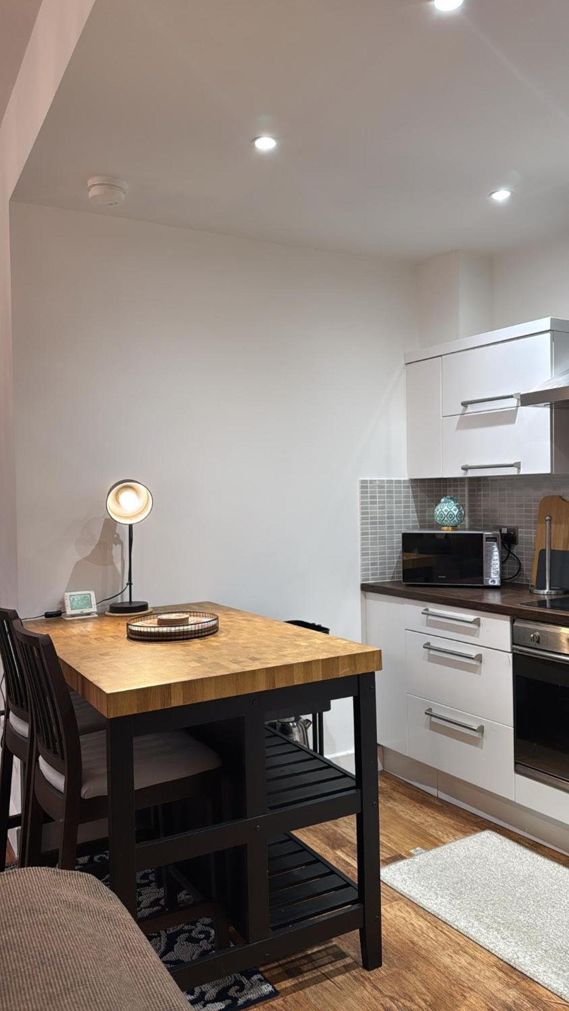Two Bed By Lurxury Apartment *