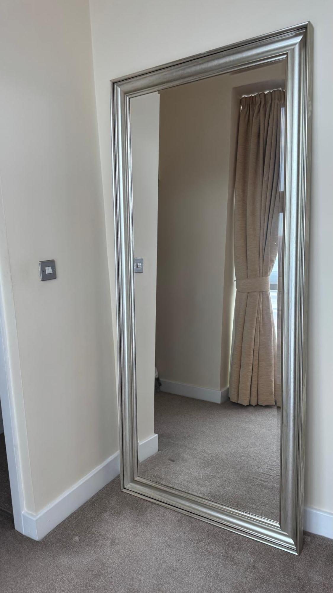 Two Bed By Lurxury * Leicester